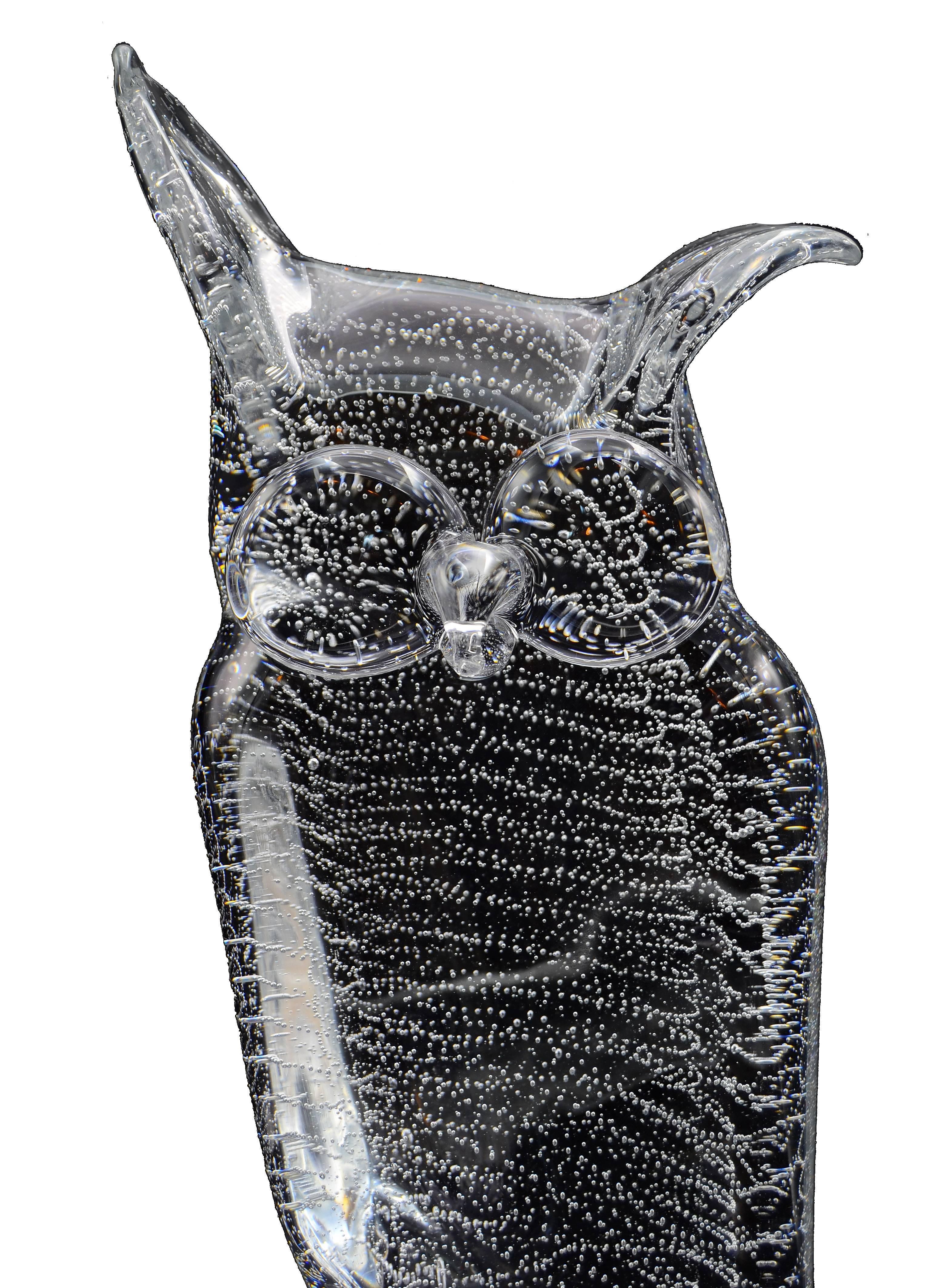 Mid-Century Modern Licio Zanetti Murano Glass Owl Sculpture with Bubbles (Sculpture de hibou en verre de Murano avec bulles)