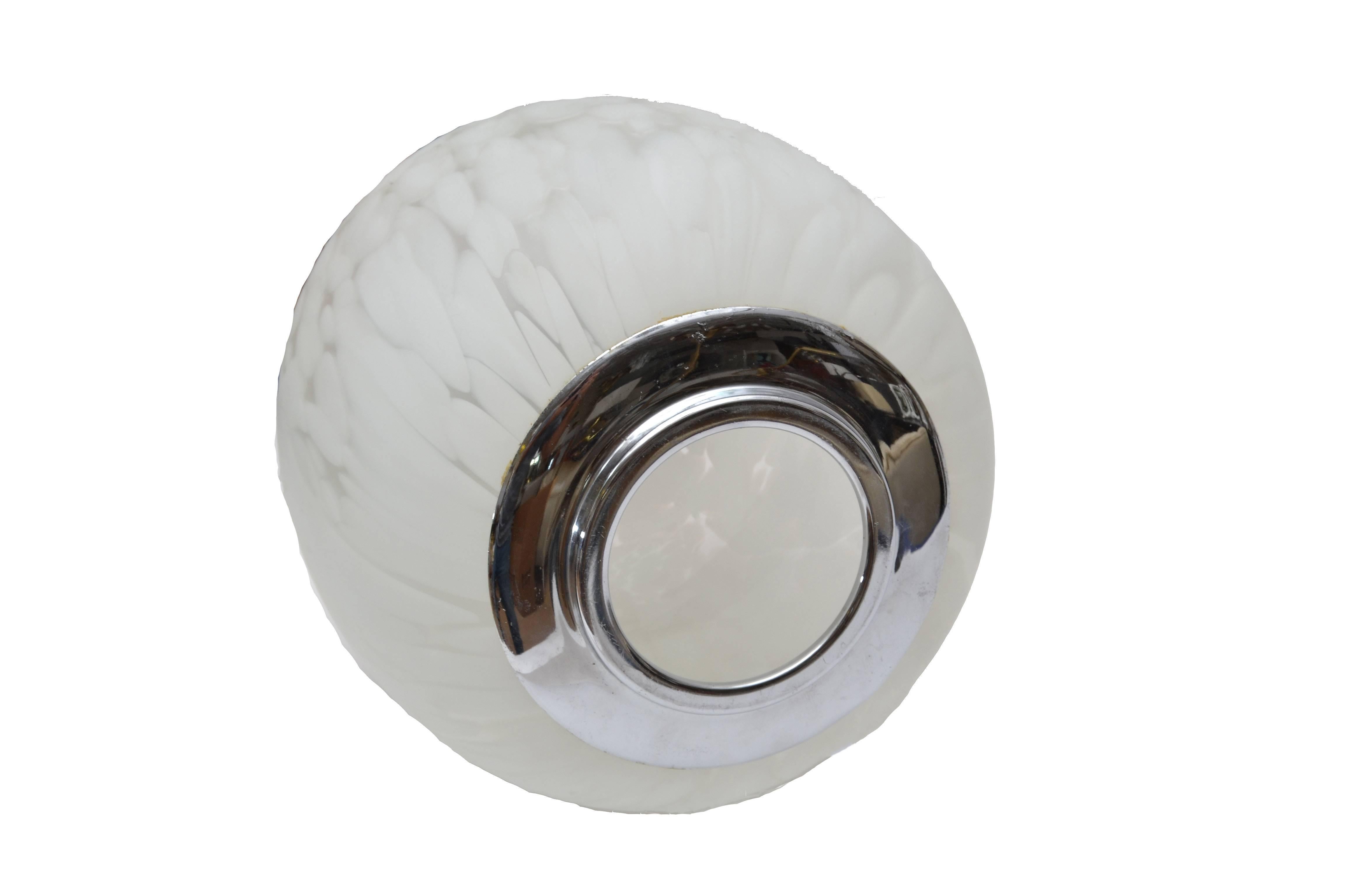 Mazzega Murano Attributed Pendant Lamp Mottled White Murano Glass, Pair In Good Condition In Miami, FL