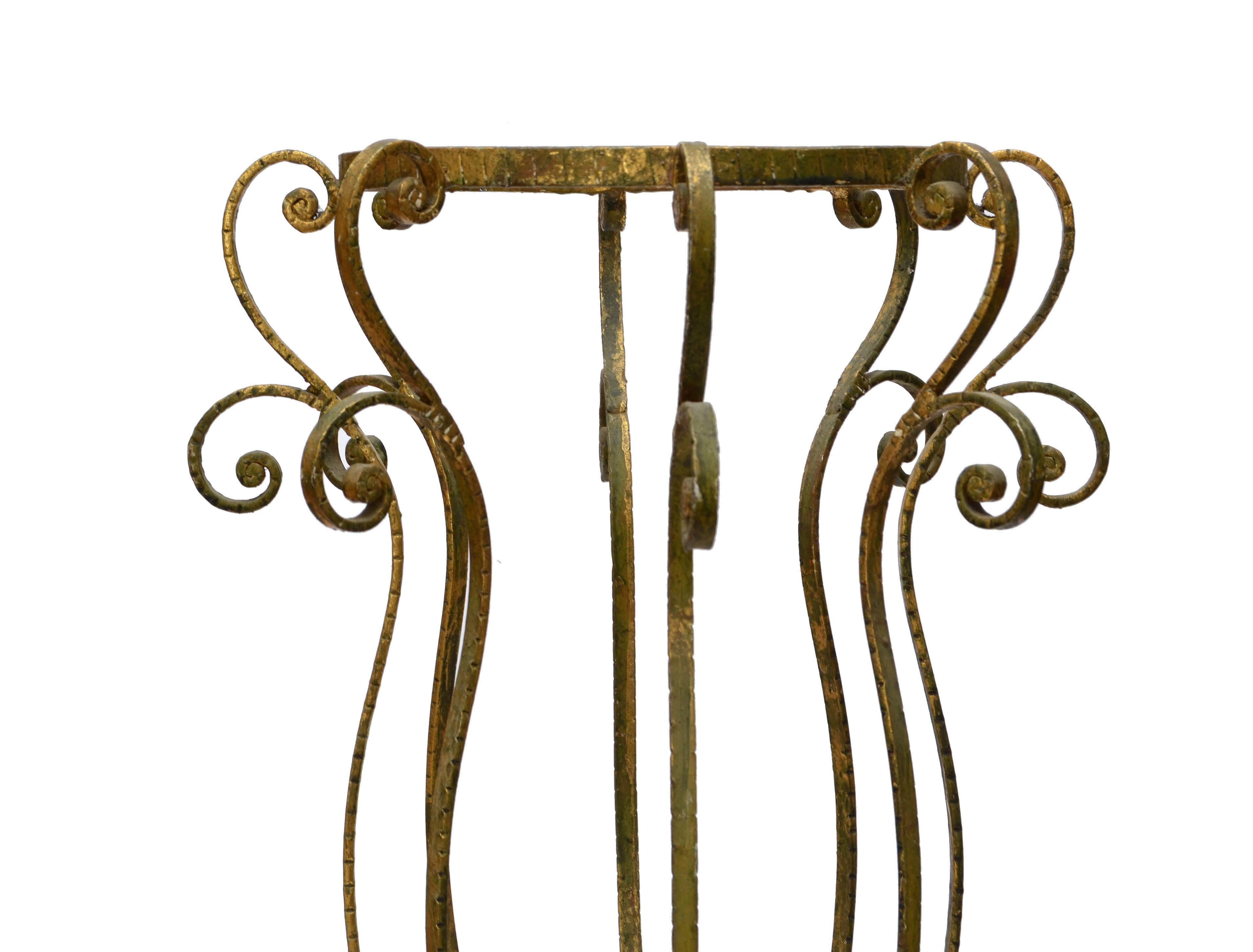 1950s Italian gold leaf hand hammered wrought iron umbrella stand by Pier Luigi Colli.  
Original vintage condition with distressed look.
We have also available in our other listings mirror, consoles, stool & chair.