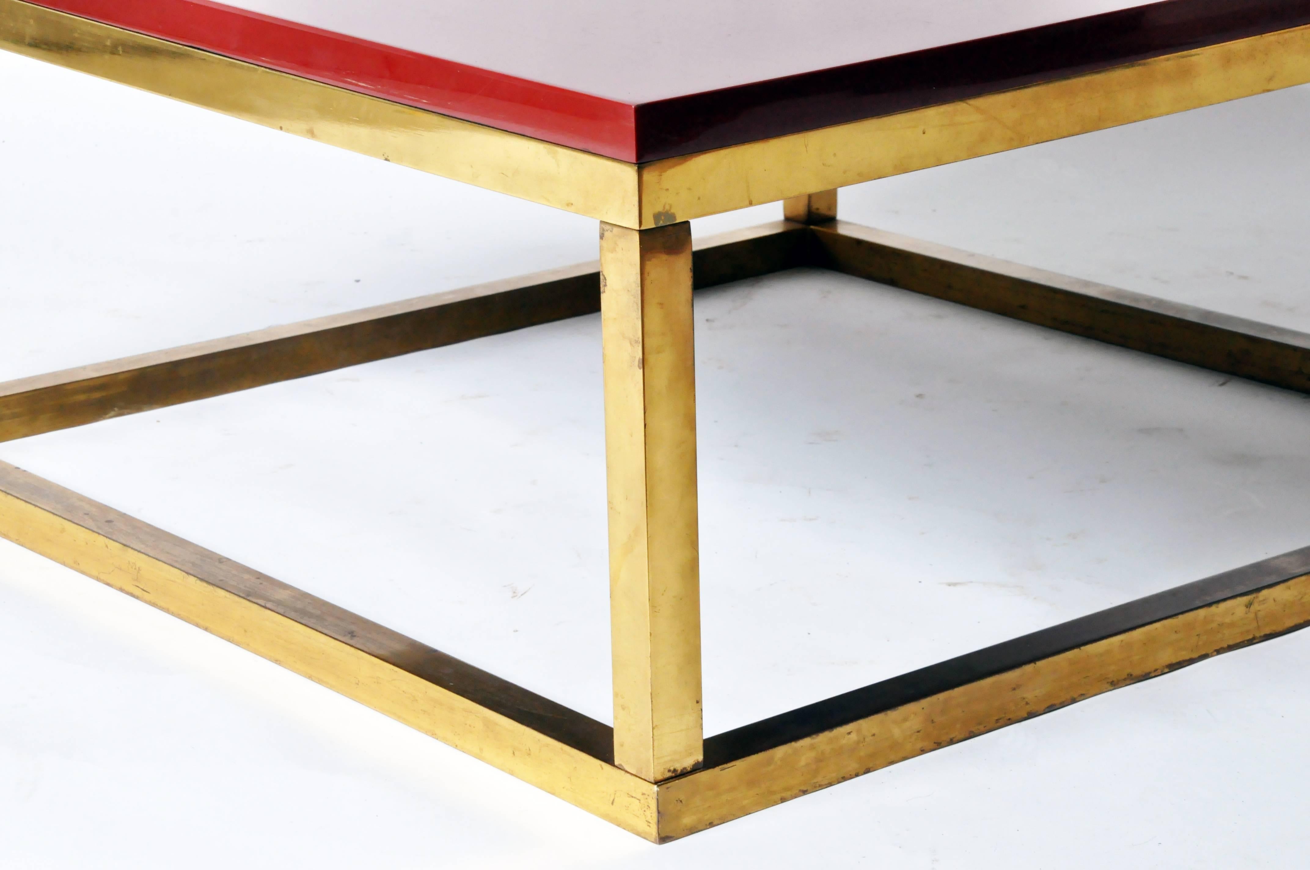Red Lacquer and Brass Cube Low Tables in the Style of Kai Kristiansen (20. Jahrhundert)