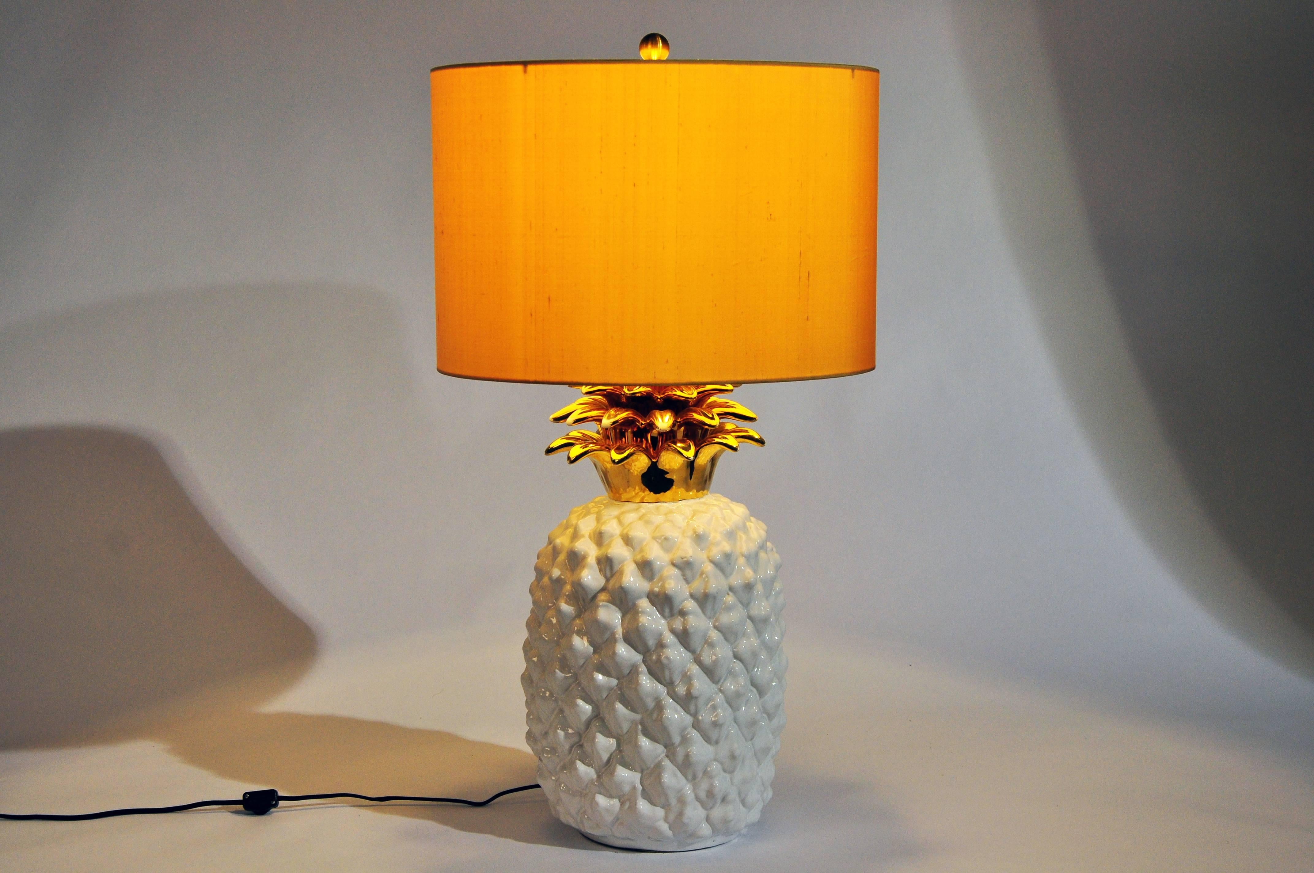 20th Century Ceramic Pineapple Lamp