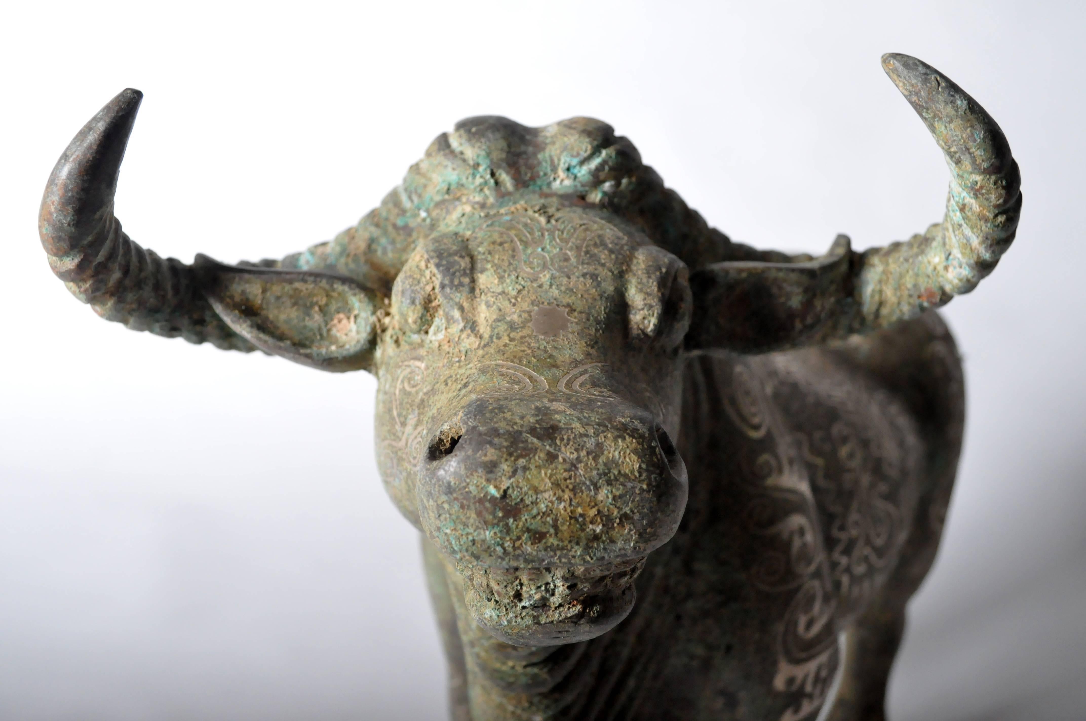 Chinese Bronze Bull Sculpture 1