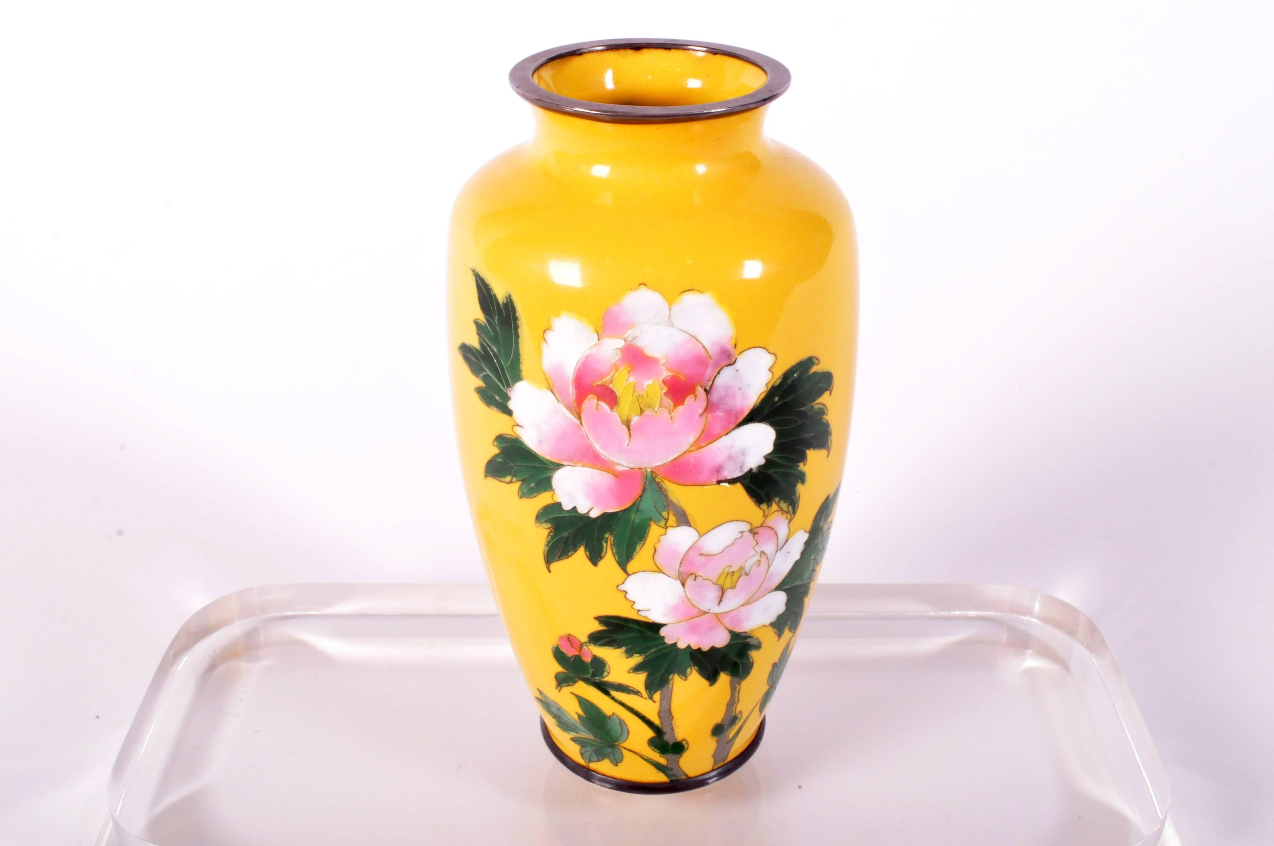 Pair of Japanese Cloisonné Vases with Peony Motif In Good Condition In Chicago, IL