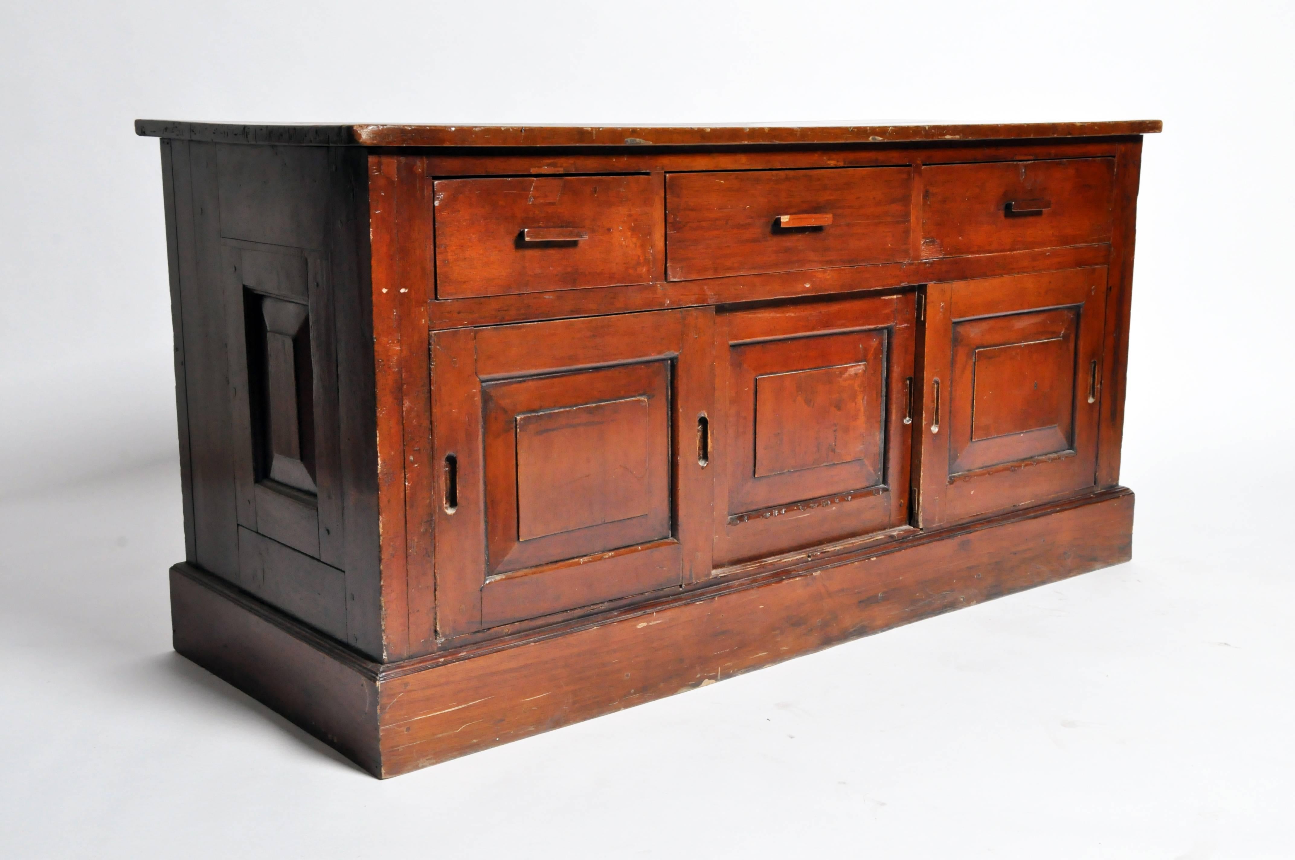 British Colonial Merchant's Counter In Good Condition In Chicago, IL