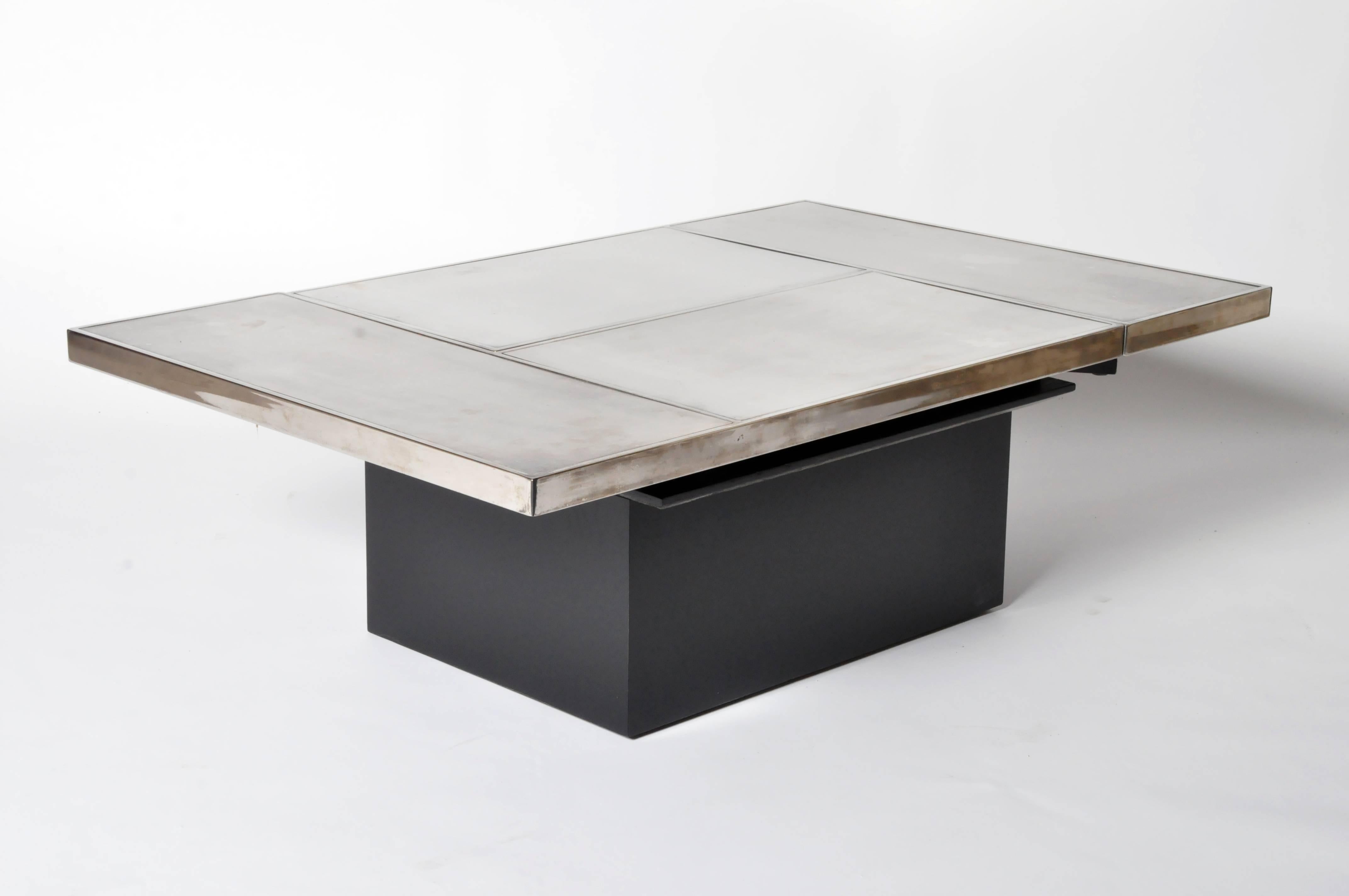 Late 20th Century Convertible Coffee Table and Mini Bar