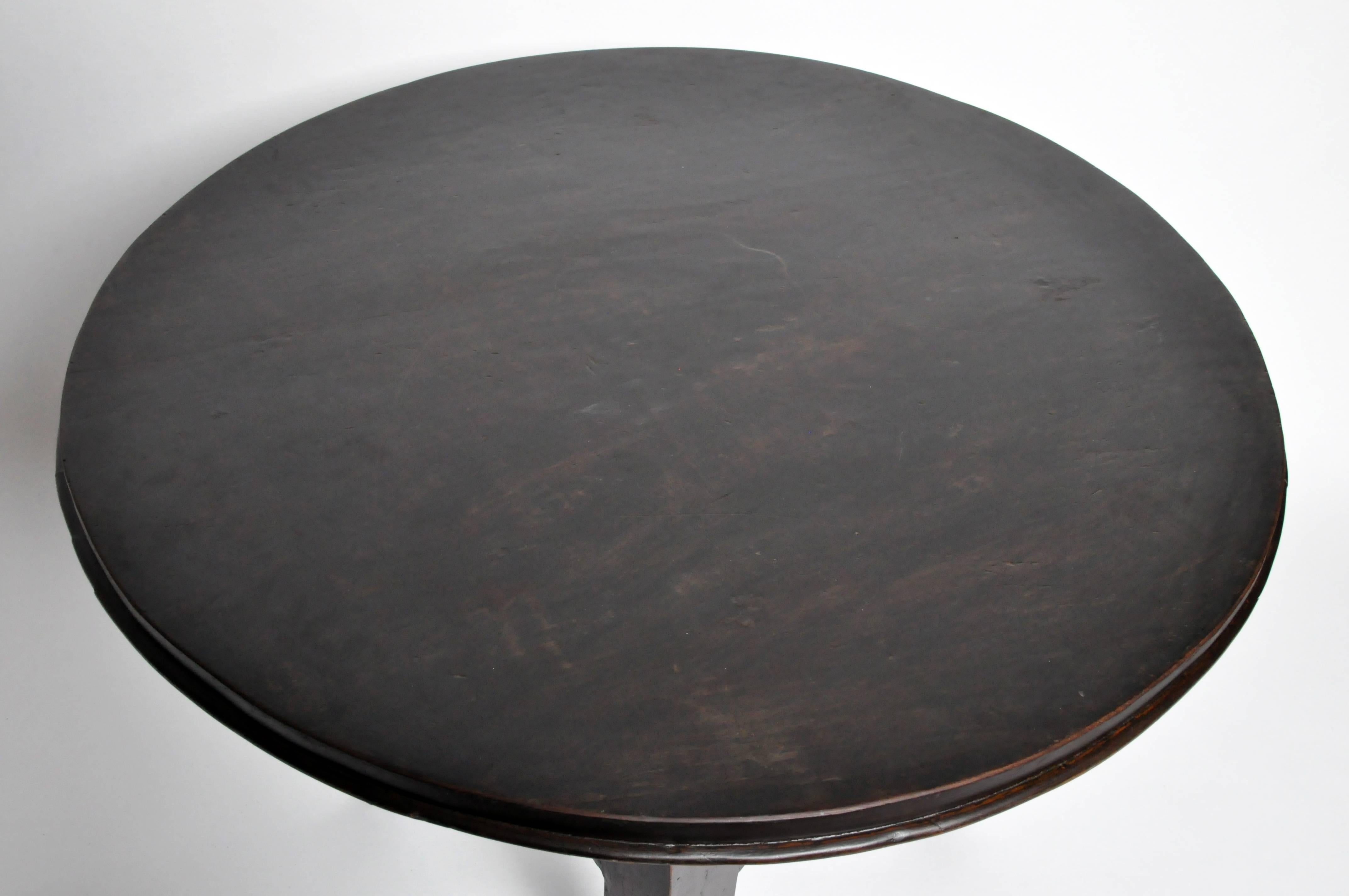 British Colonial Burmese Round Table 1