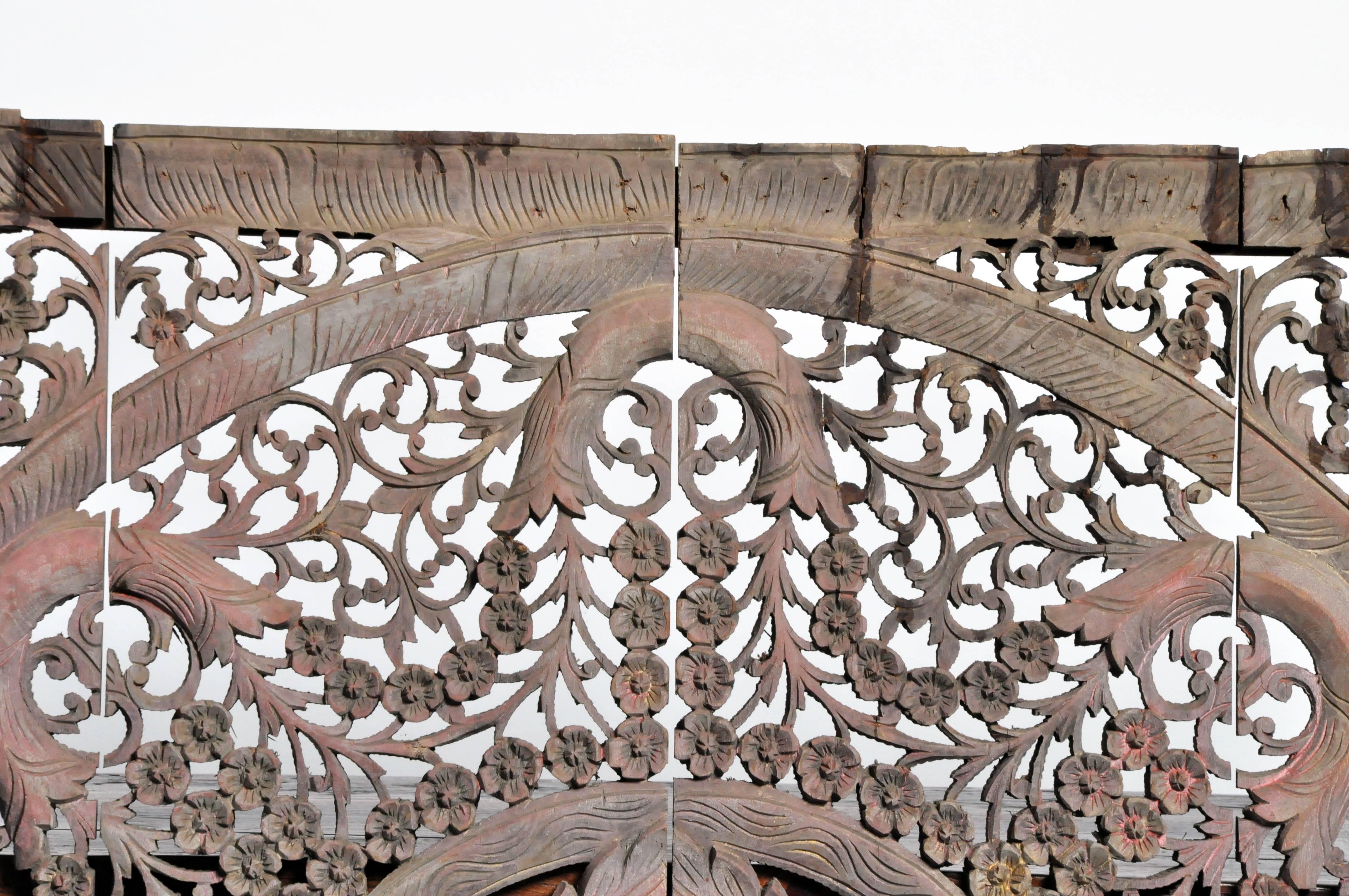 Carved Ceiling Panel with Flower Motifs In Good Condition In Chicago, IL
