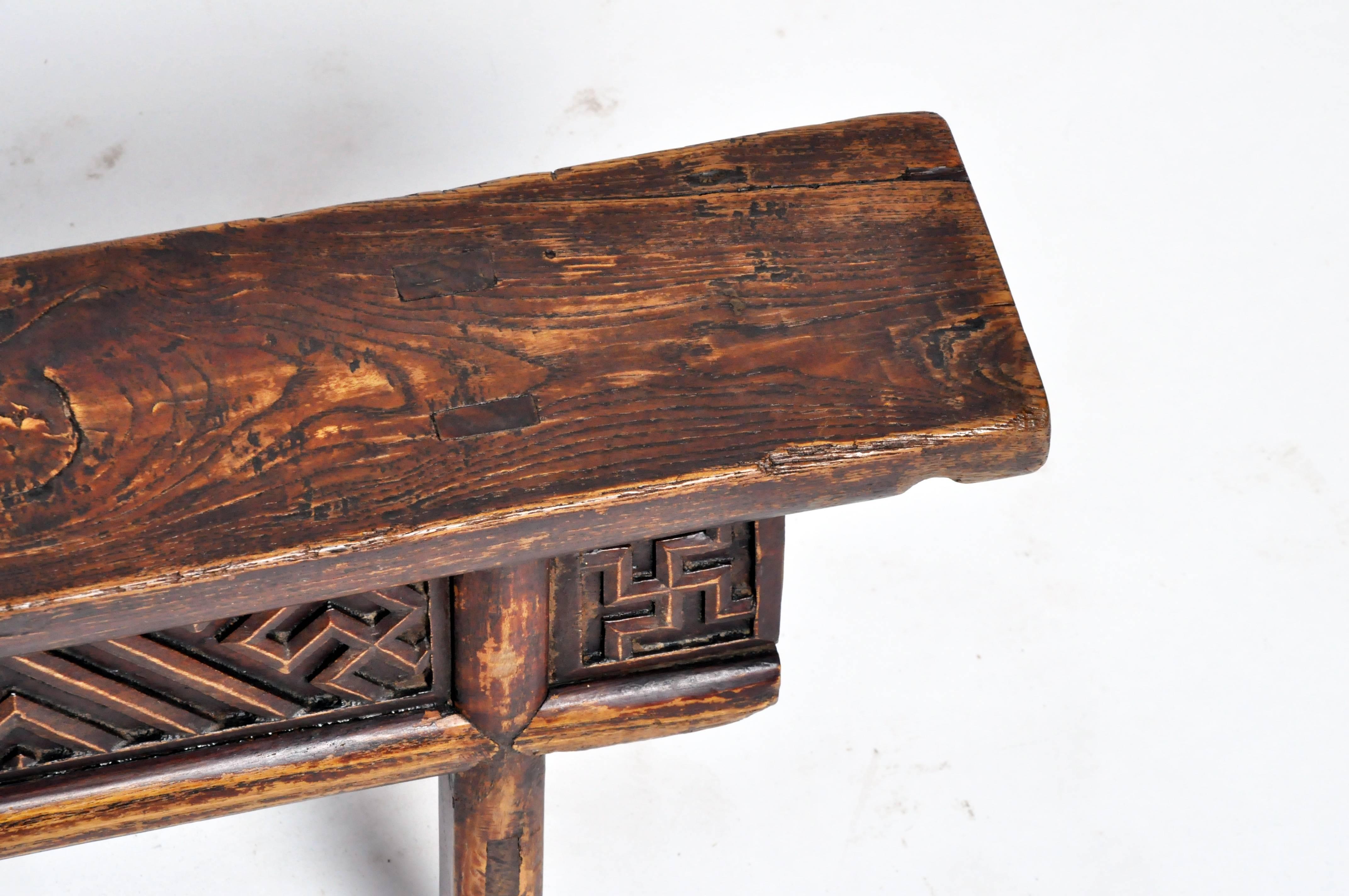 Qing Dynasty Cart Stool with Decorative Carving In Good Condition In Chicago, IL
