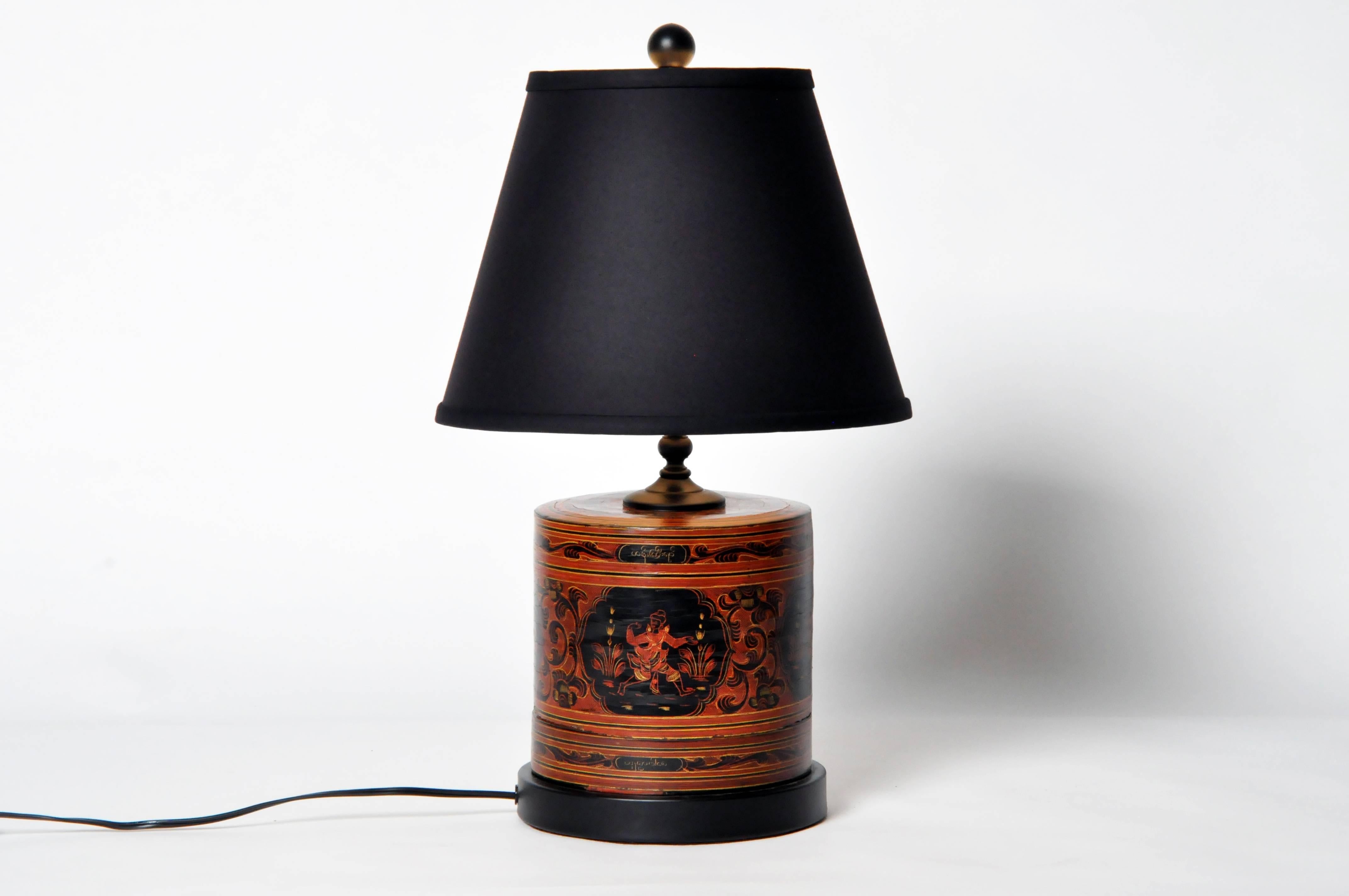 Betel Nut Box Lamps In Good Condition In Chicago, IL