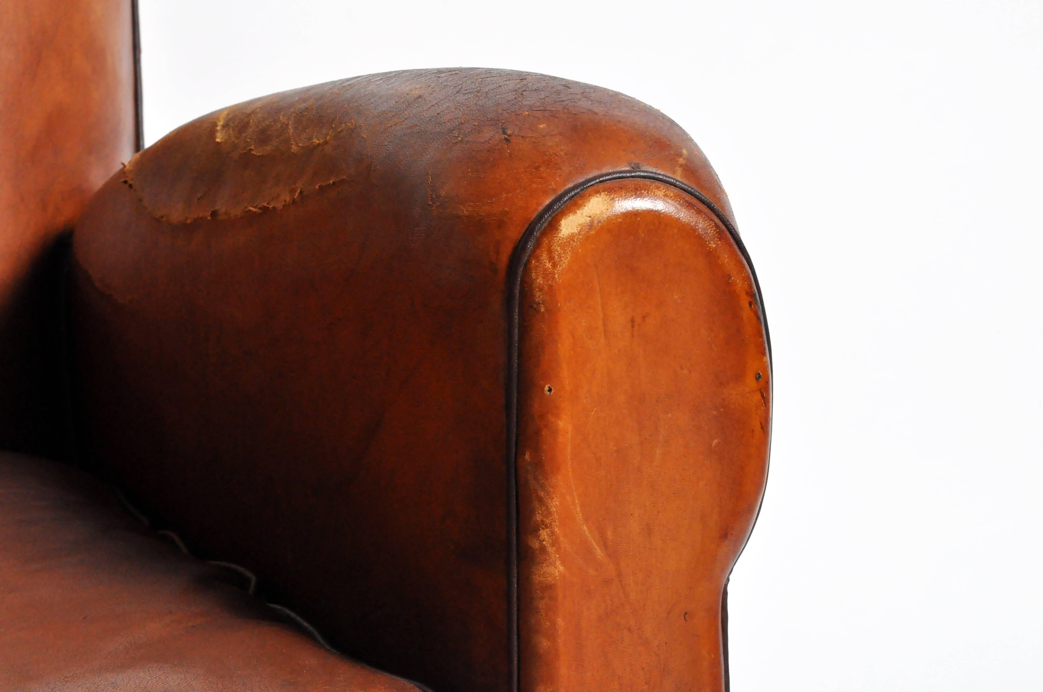 French Art Deco Leather Club Chair with Piping and Original Patina 3