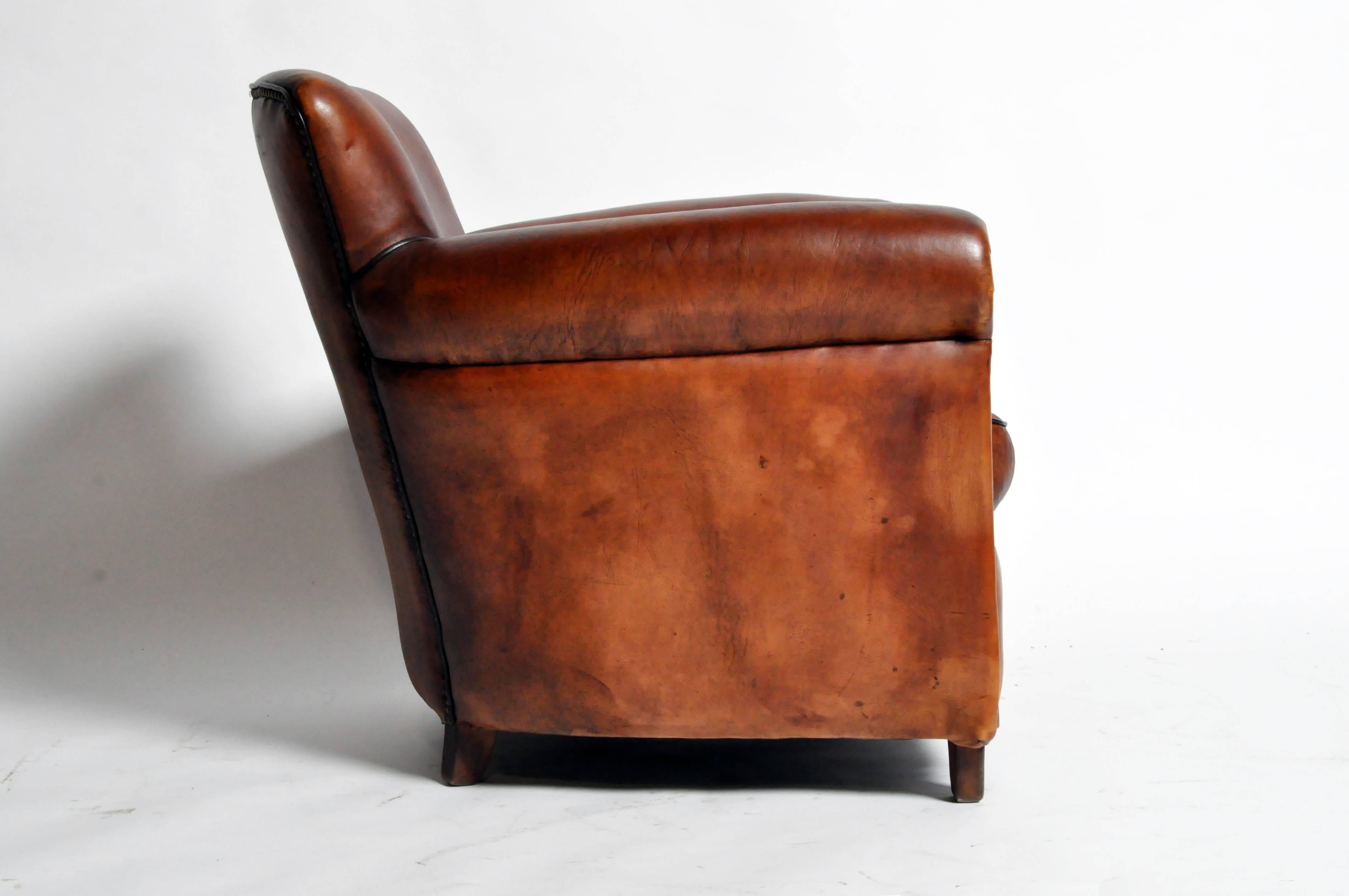 Pair of Parisian Dark Brown Leather Club Chairs with Dark Brown Piping In Good Condition In Chicago, IL