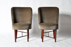 Pair of Hungarian Barrel Chiars