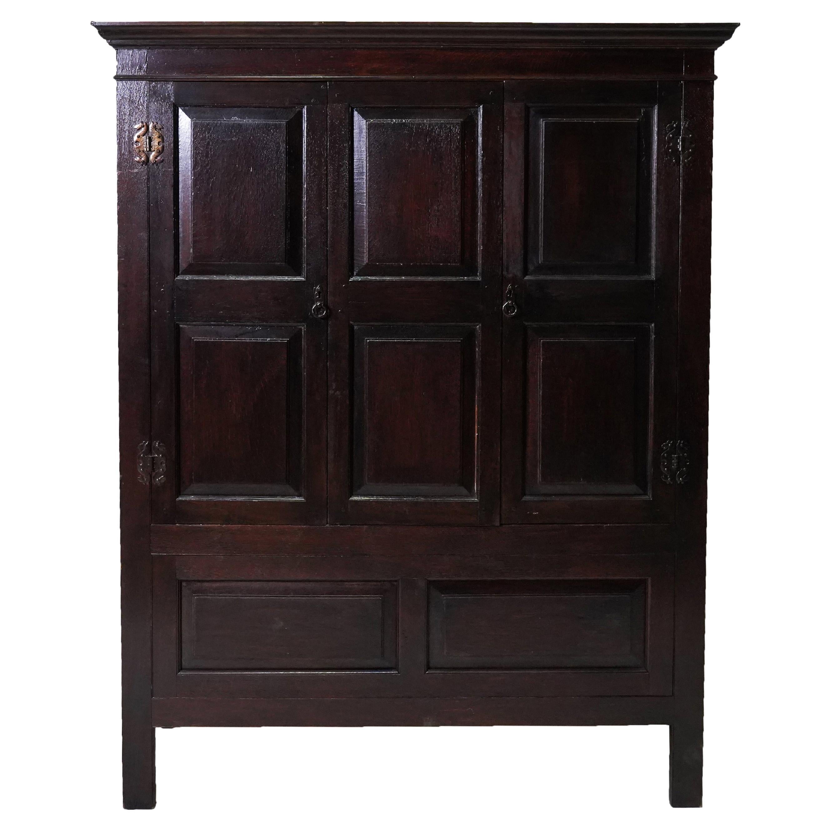 English Oak Wood Clothing Cabinet For Sale