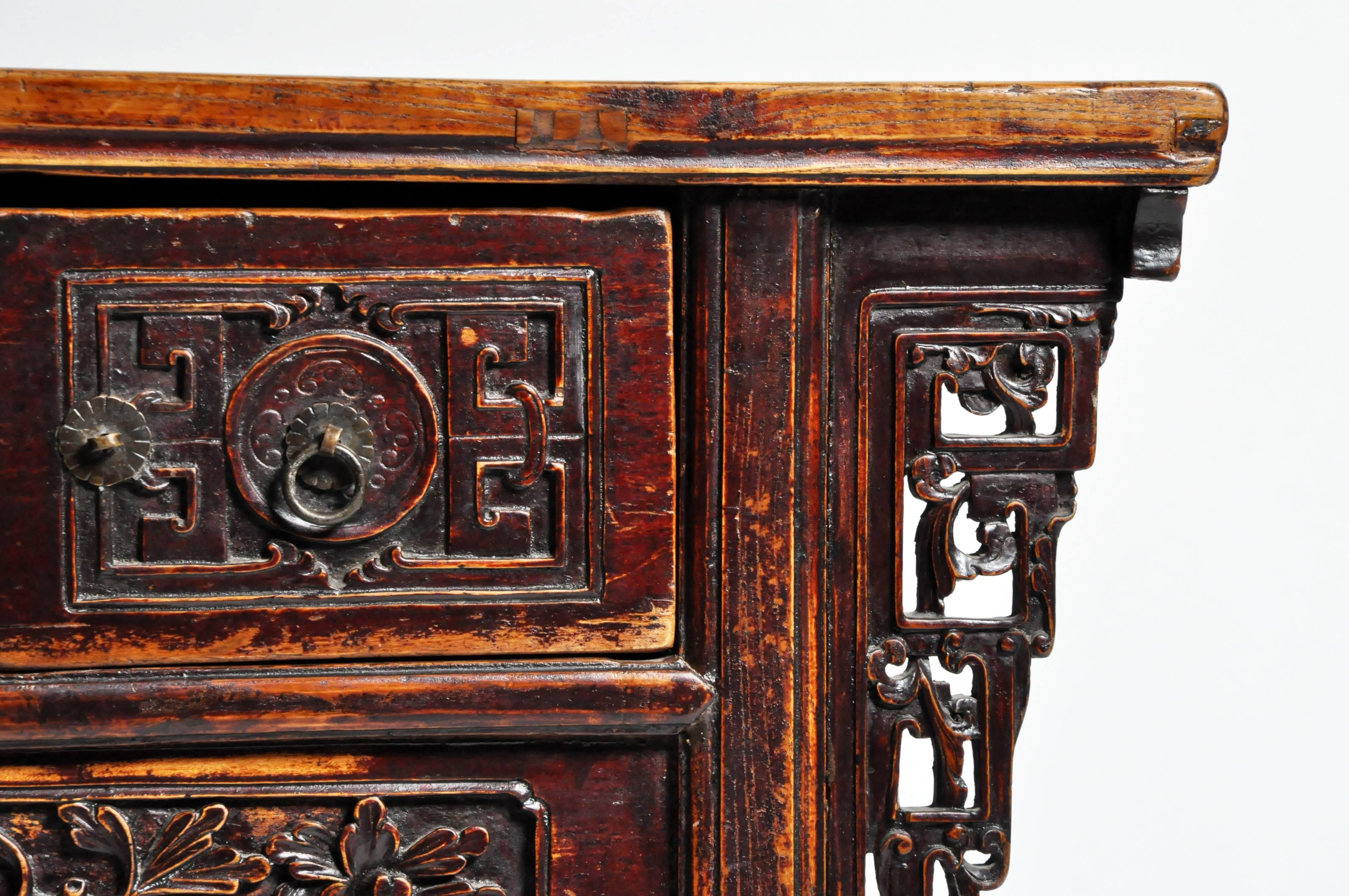 Chinese Red Lacquer Two-Drawer Coffer 4