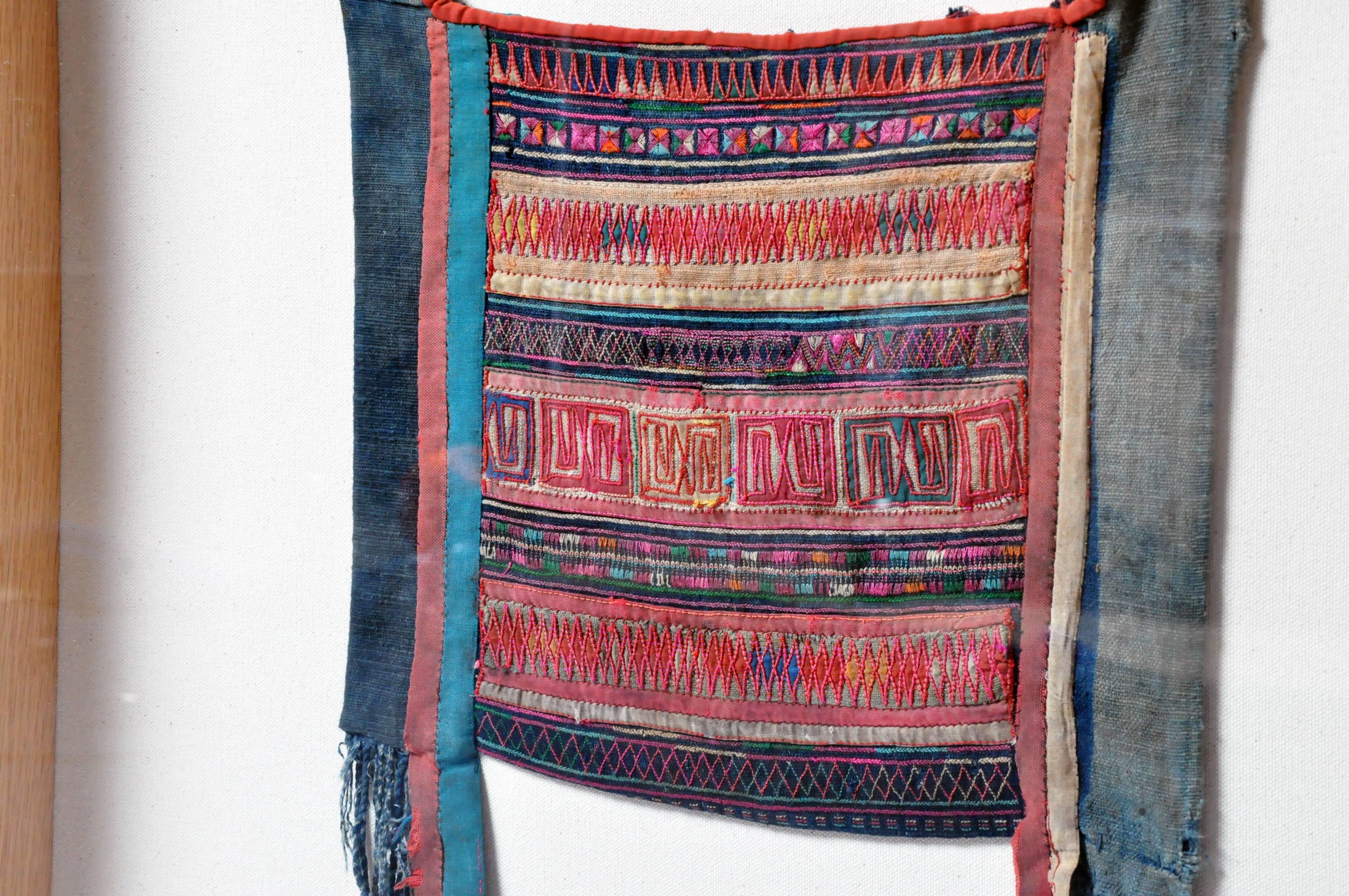 Framed Akha Tribe Hand Embroidered Shoulder Bag For Sale 3
