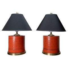 Una coppia di lampade birmane a forma di scatola per noci di betel