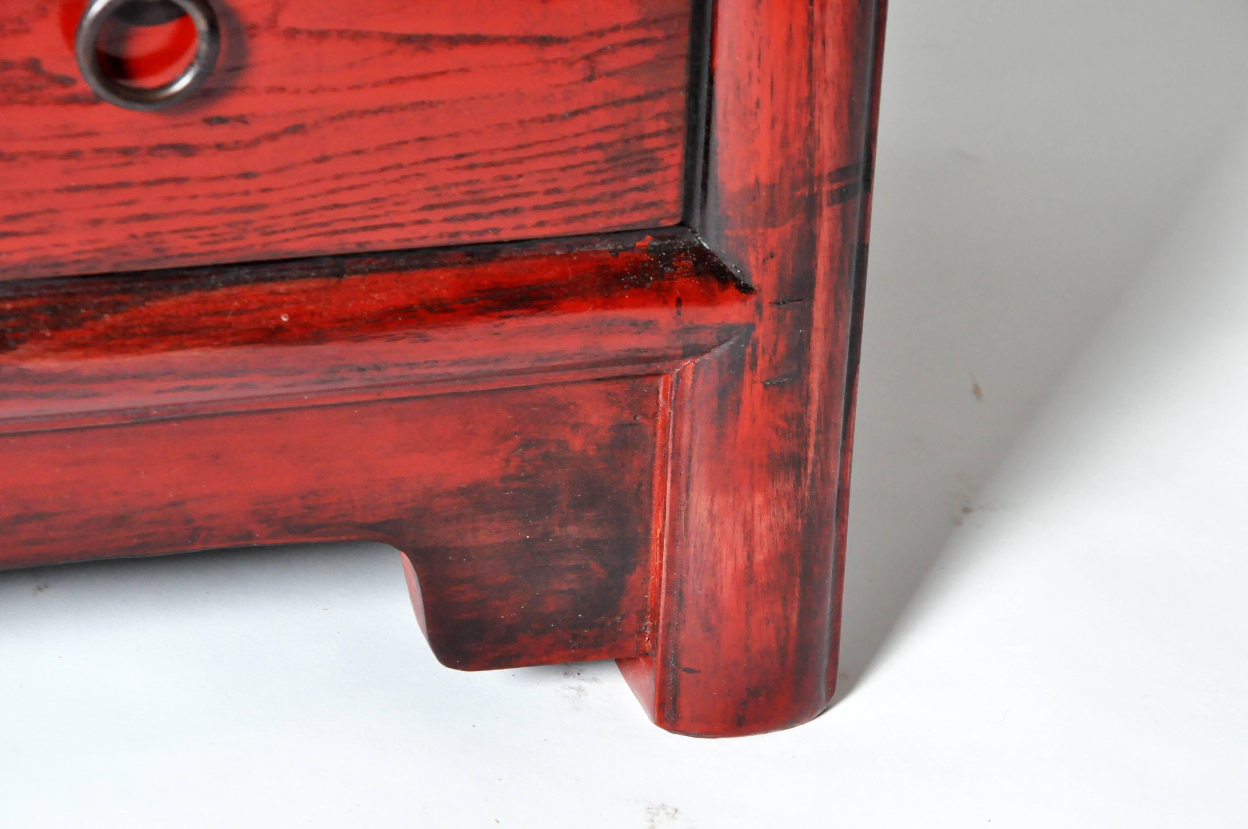 Chinese Red-Lacquered Display Cabinet with Restoration 5
