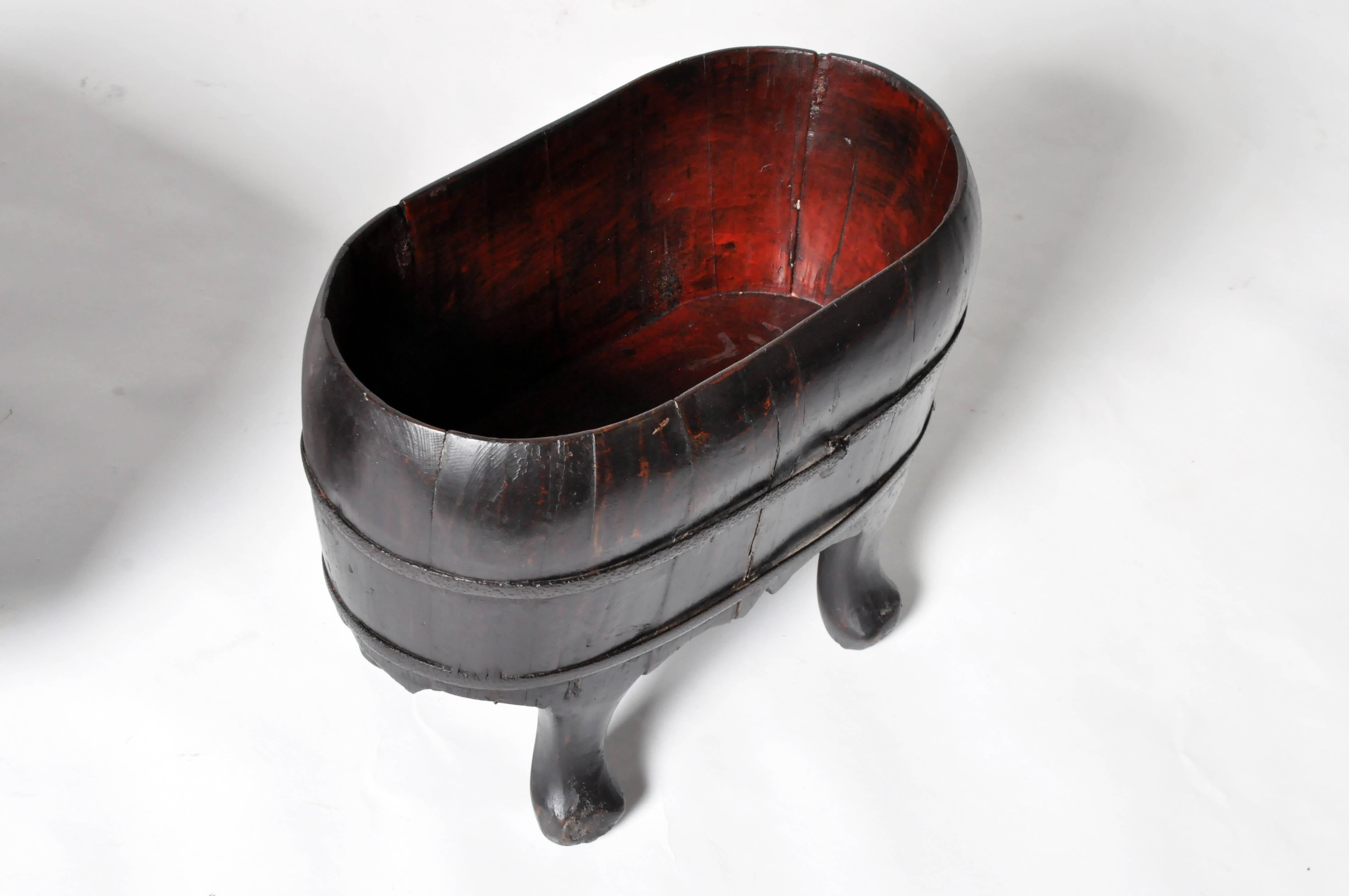 This Chinese pot is from Zhejiang, China and is made from softwood.