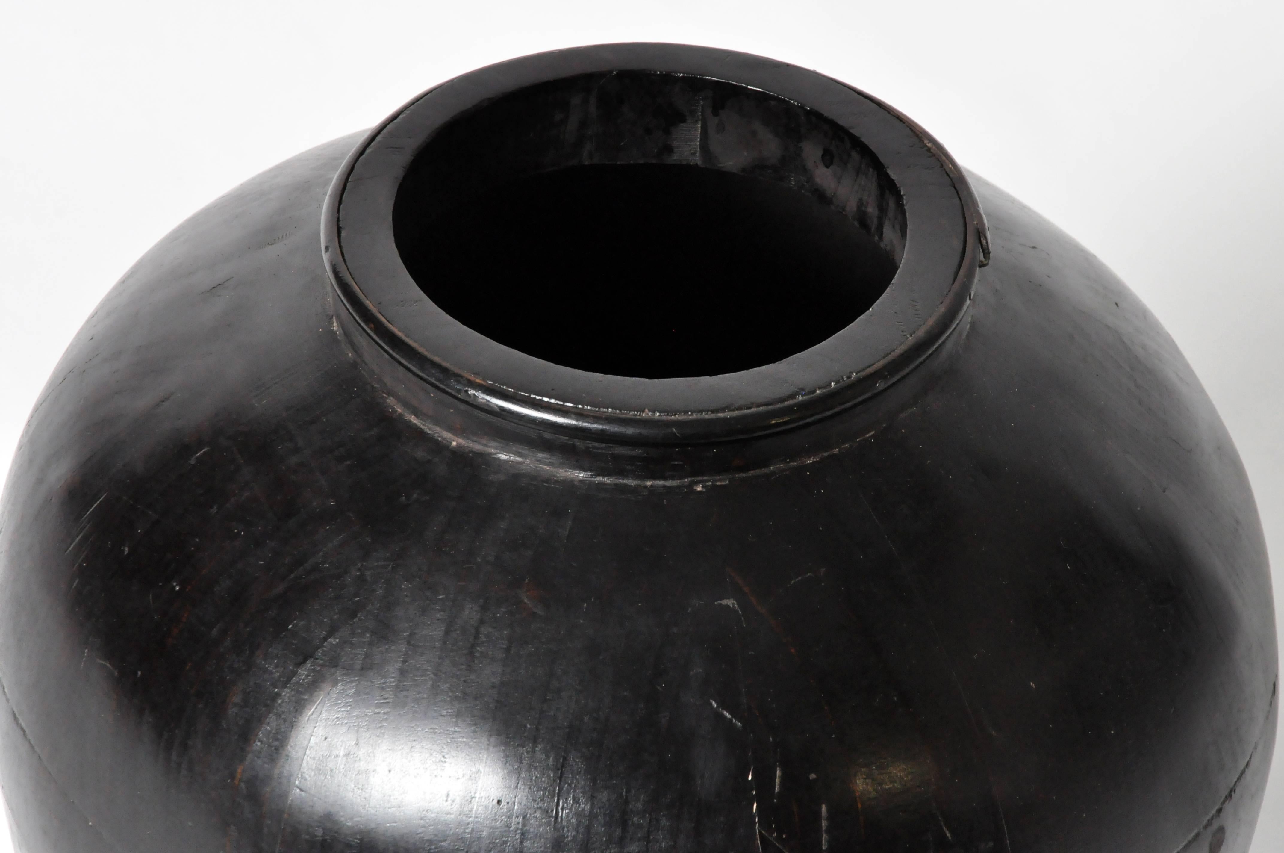 Fir Chinese Pot with Lid