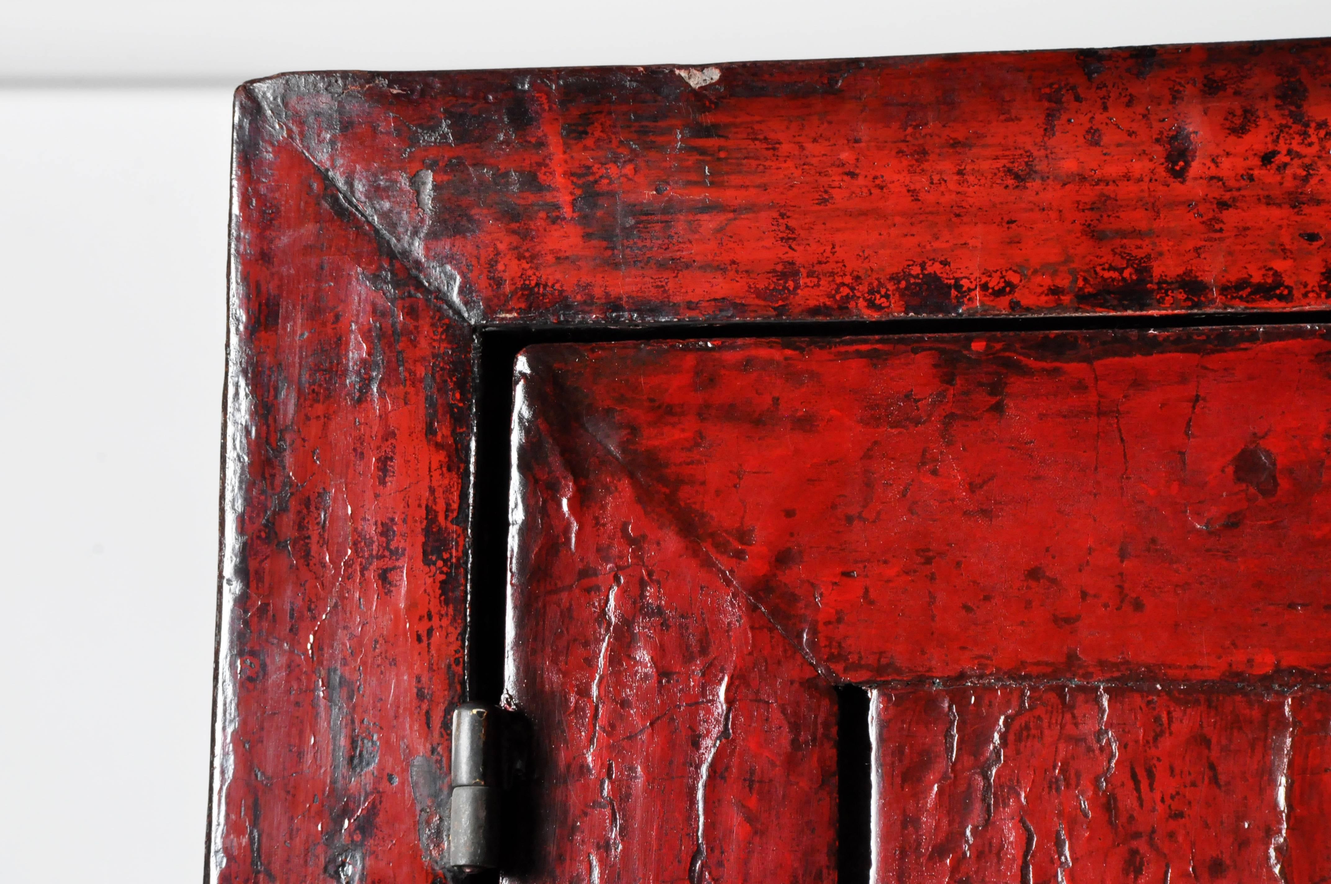 Red Lacquered Chinese Cabinet 4
