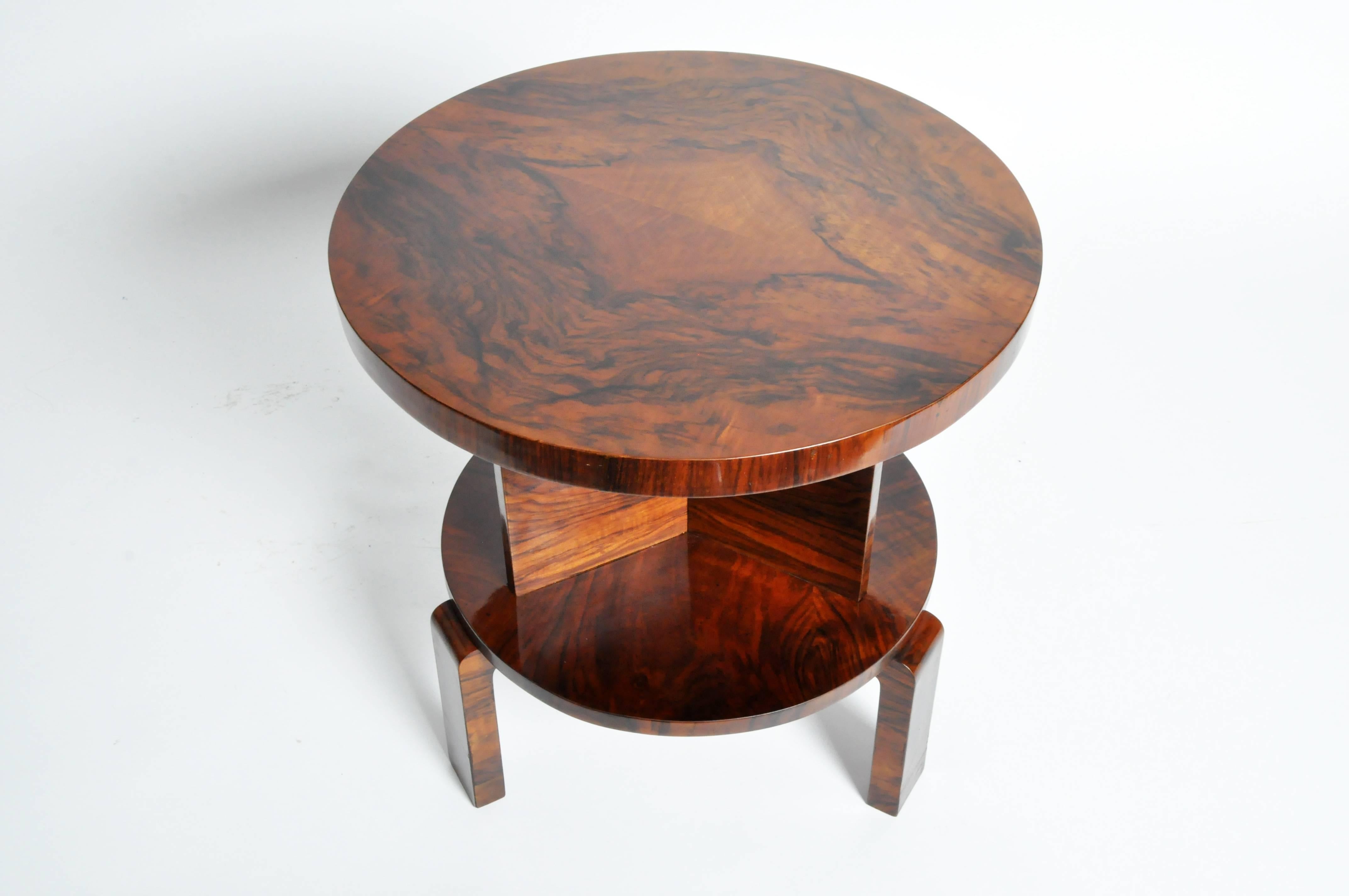 Veneer Art Deco Round Table with Shelf