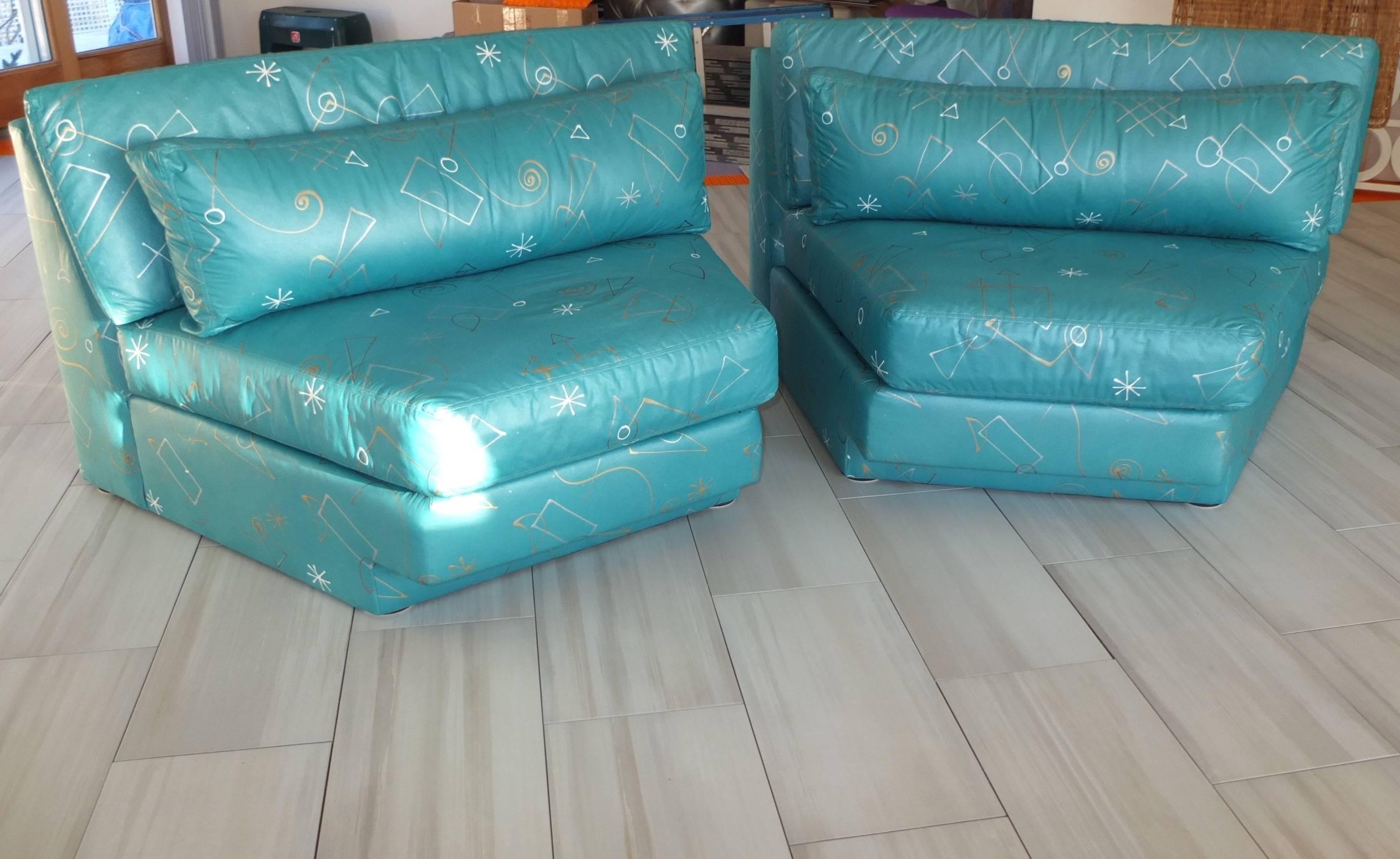Modern Pair of Wedge Shaped Slipper Chairs in Hand-Painted Fabric For Sale