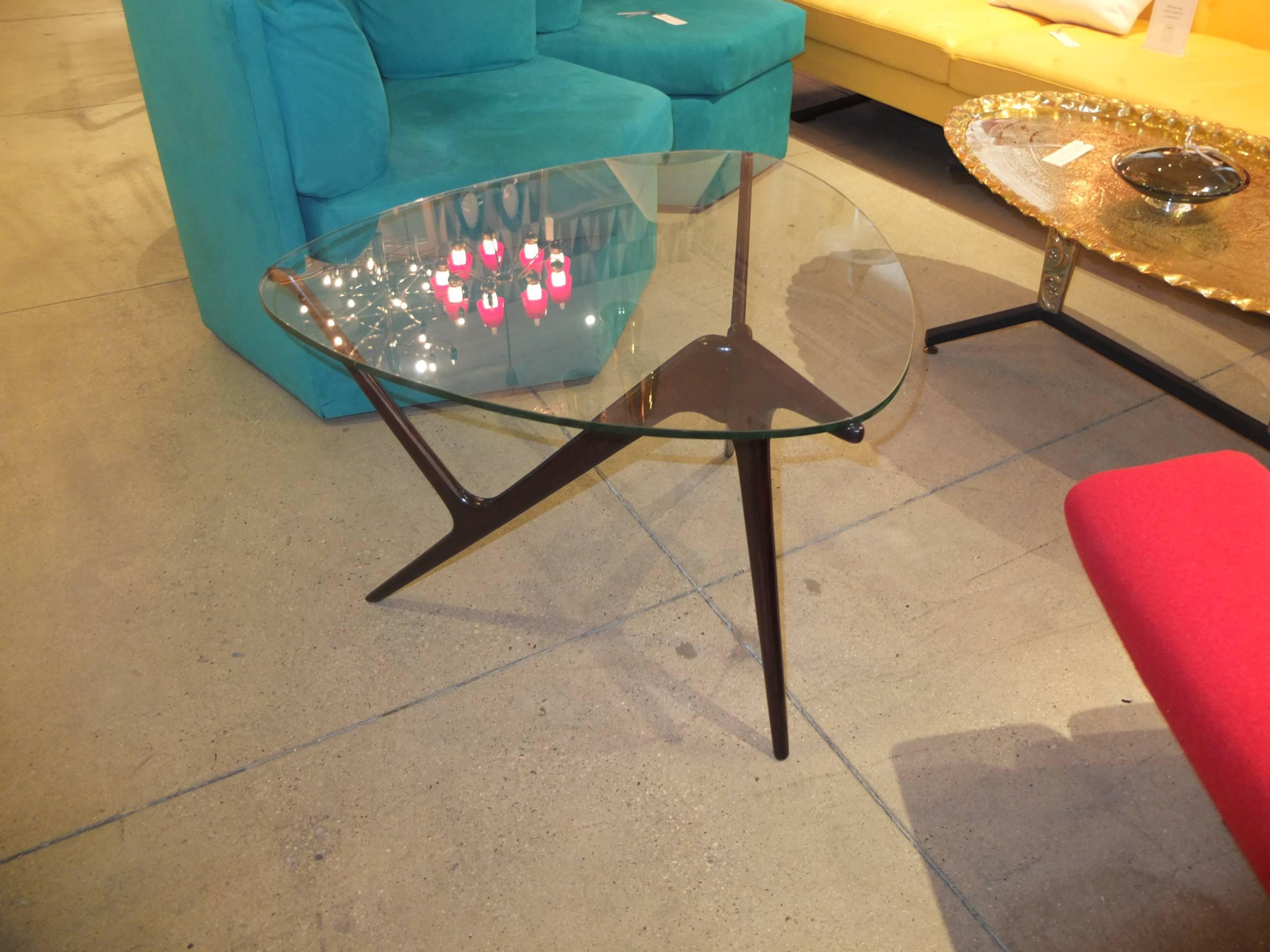 Mid-20th Century 1950s Italian Occasional Table in the Style of Carlo Mollino For Sale