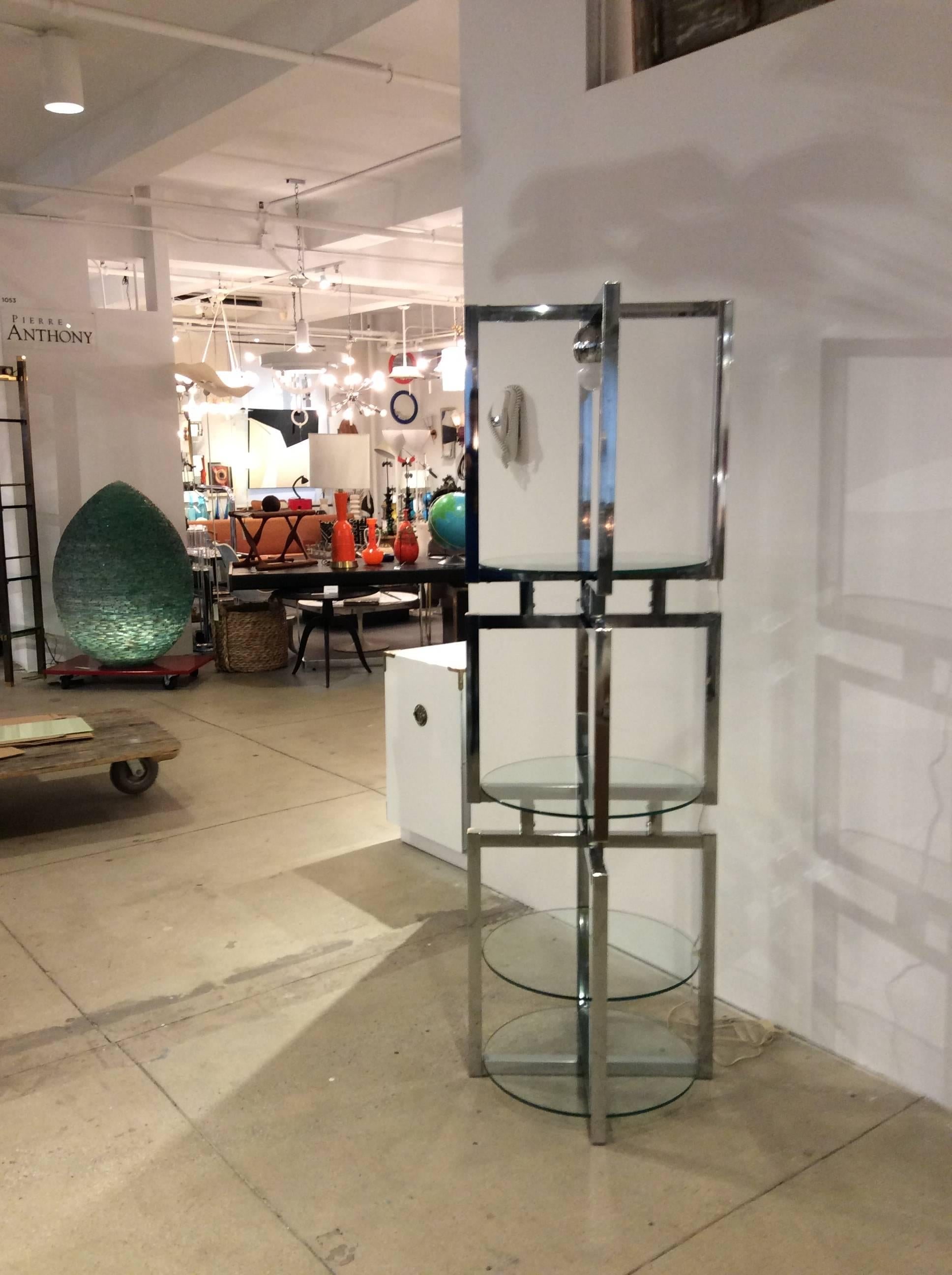 Mid-Century Modern Geometric Chrome Tower Etagere in the style of Milo Baughman For Sale