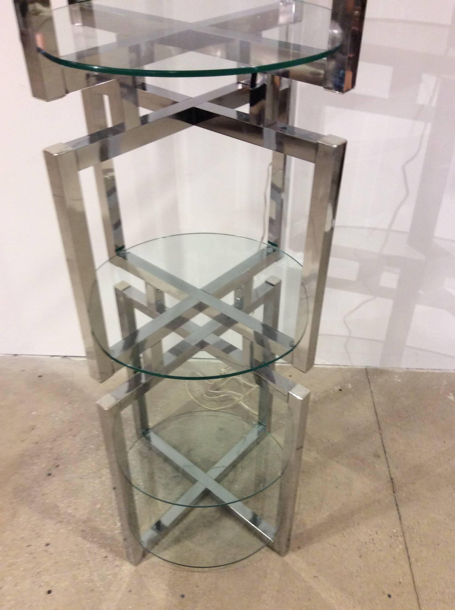 Geometric Chrome Tower Etagere in the style of Milo Baughman In Excellent Condition In Hanover, MA
