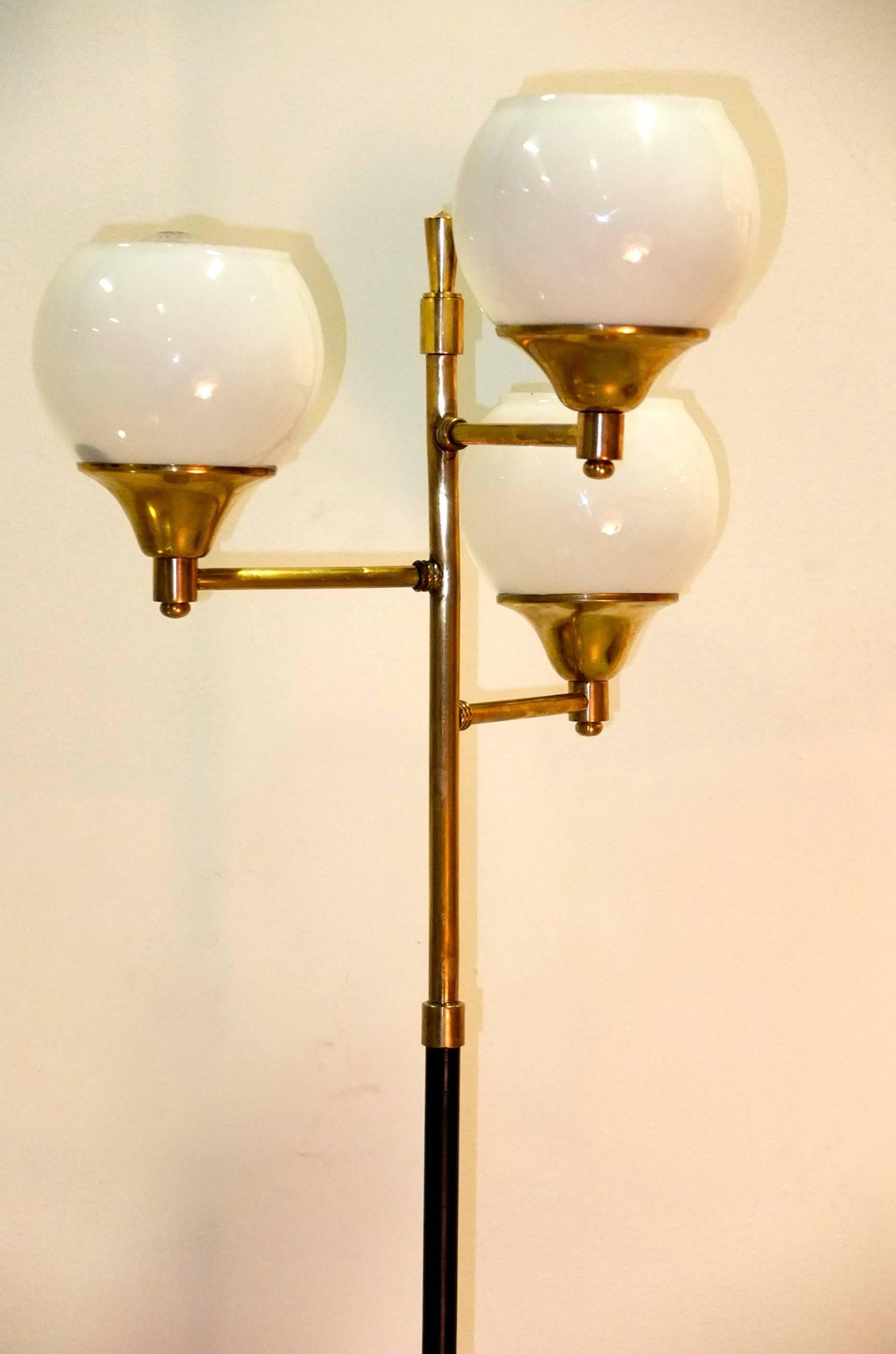 1950s Italian Three-Globe Floor Lamp 2