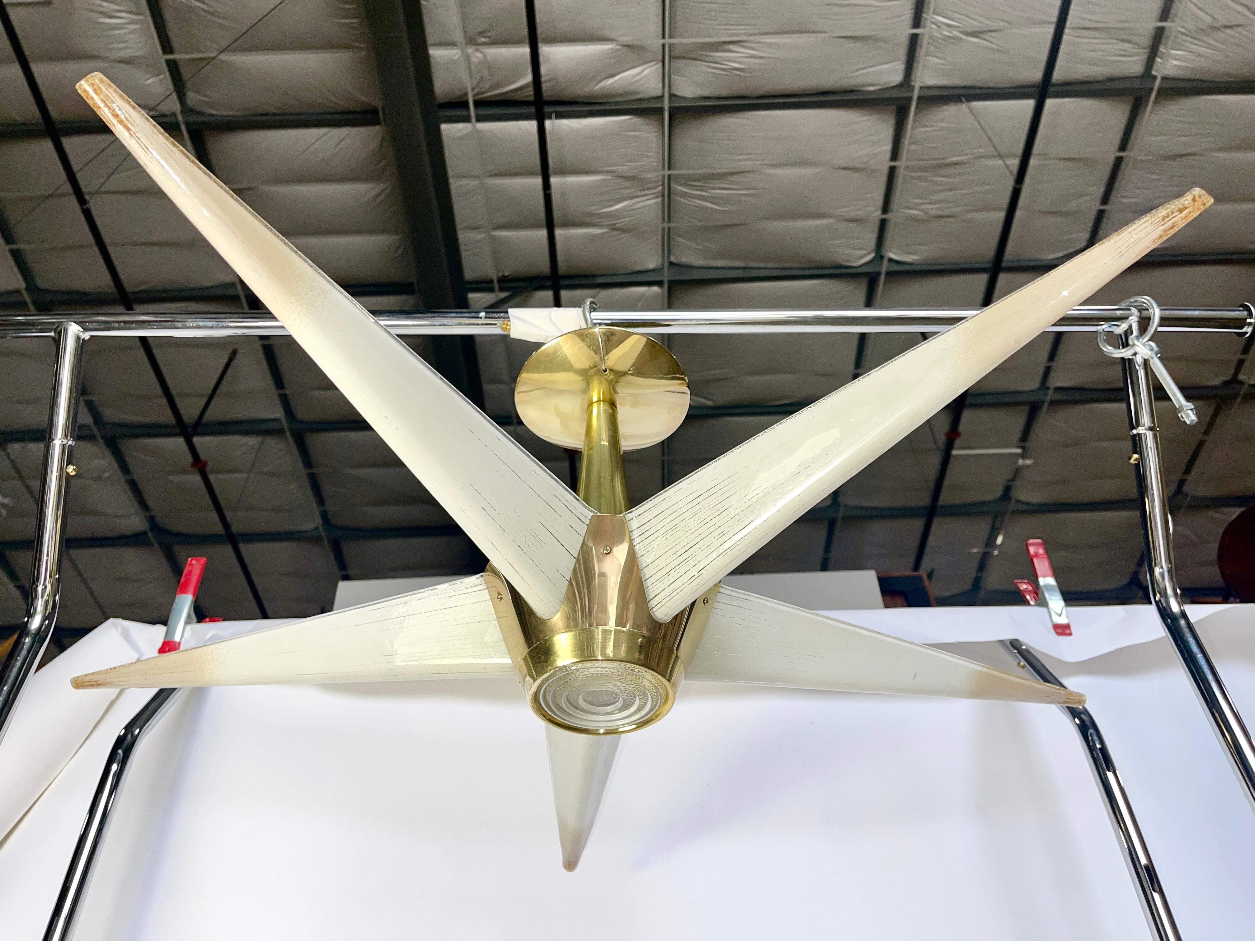 Lightolier Star Claremont Lámpara de techo de cinco brazos de Carl Moser en venta 8