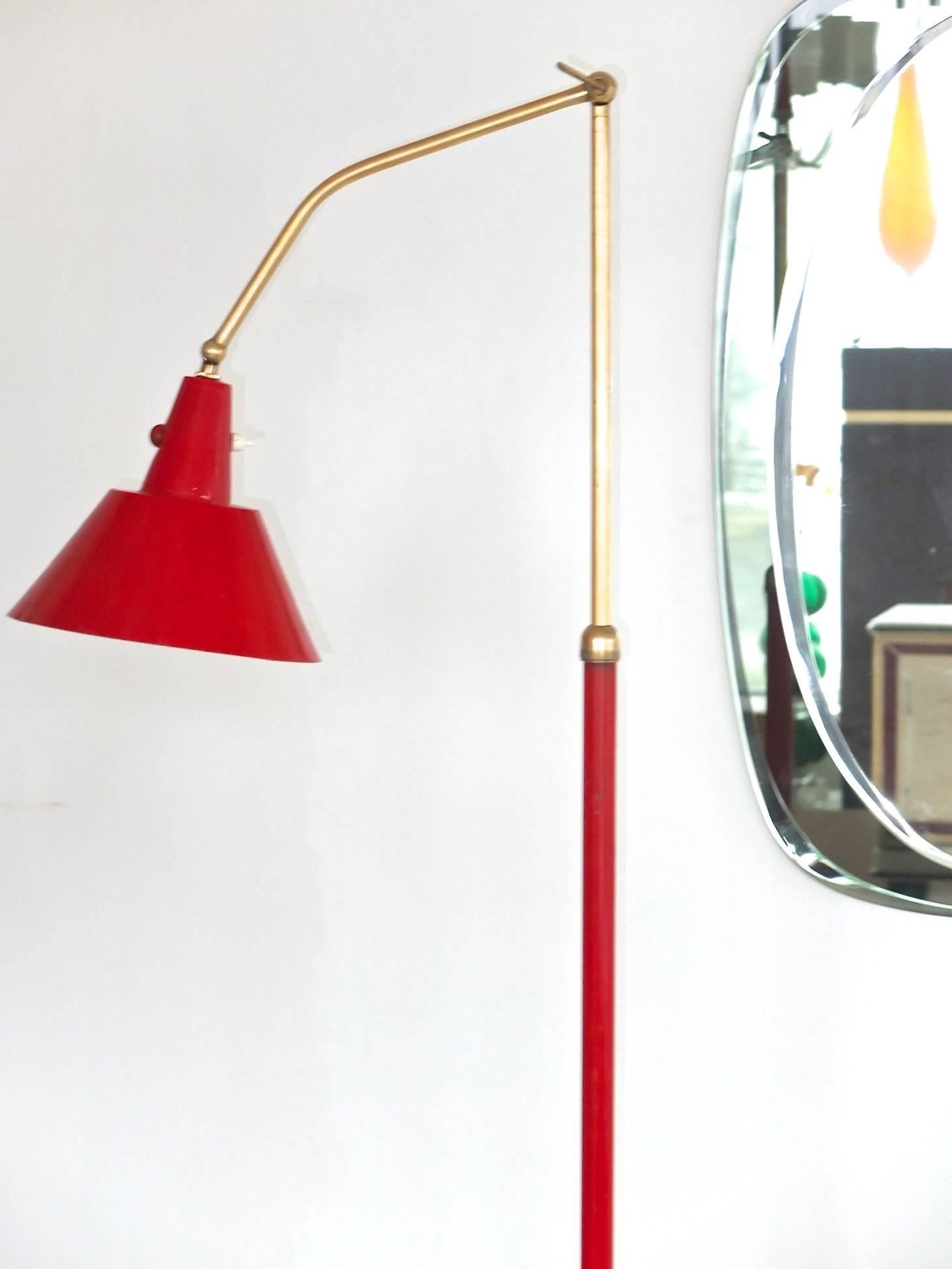 1950s Italian Articulating and Extending Floor Lamp In Good Condition In Hanover, MA