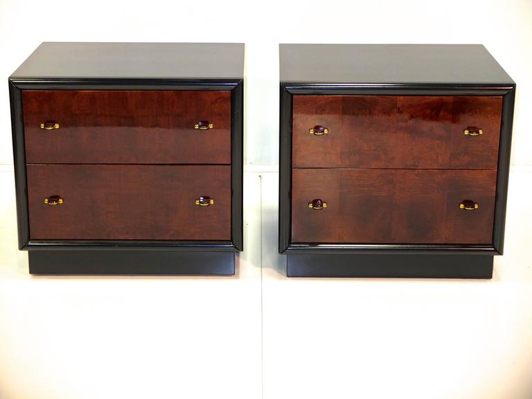 Restored Pair of Henredon Scene Three Nightstands For Sale at 1stdibs