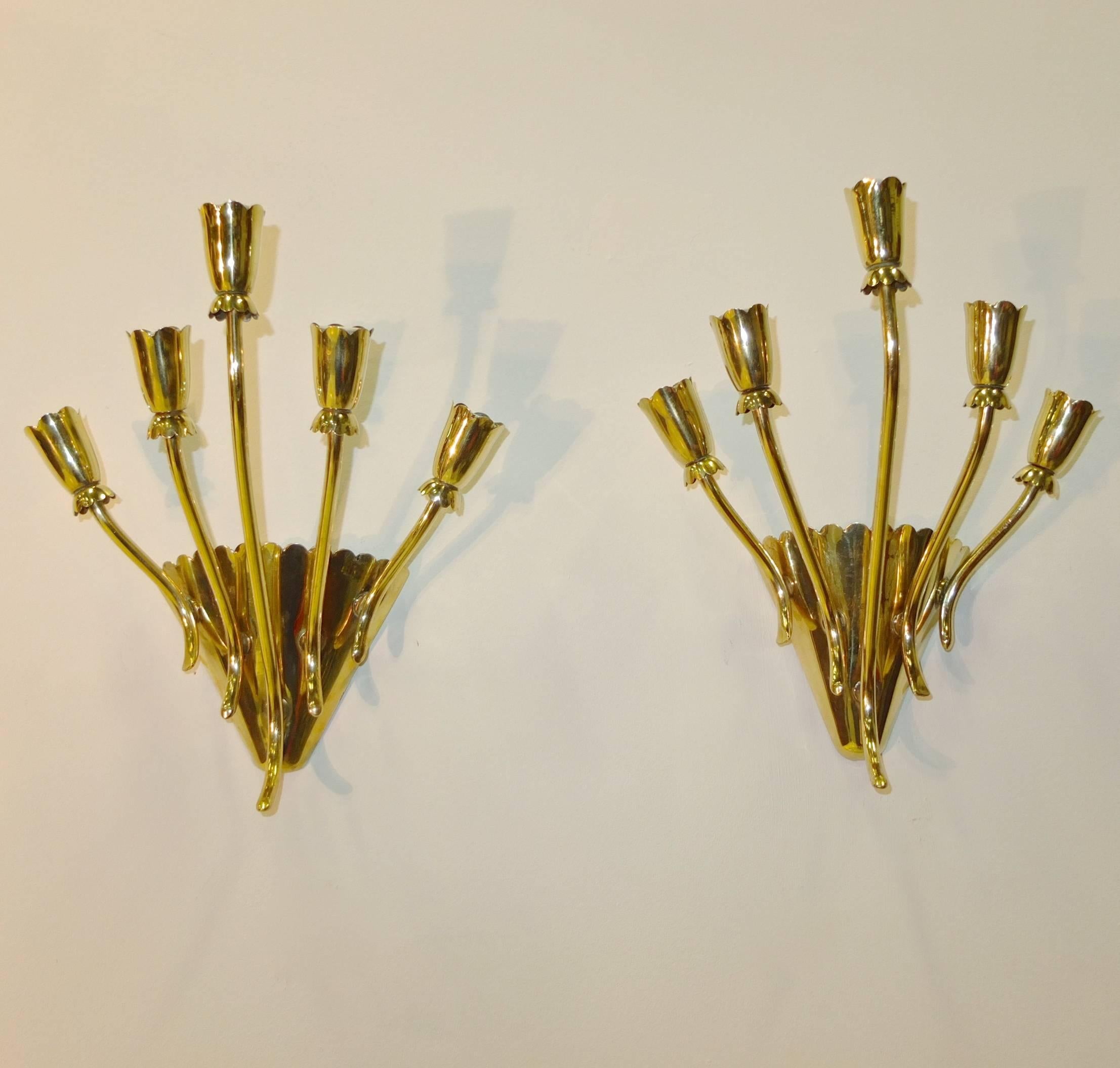 Pair of 1950s Italian Brass Five-Arm Wall Sconces In Excellent Condition For Sale In Hanover, MA