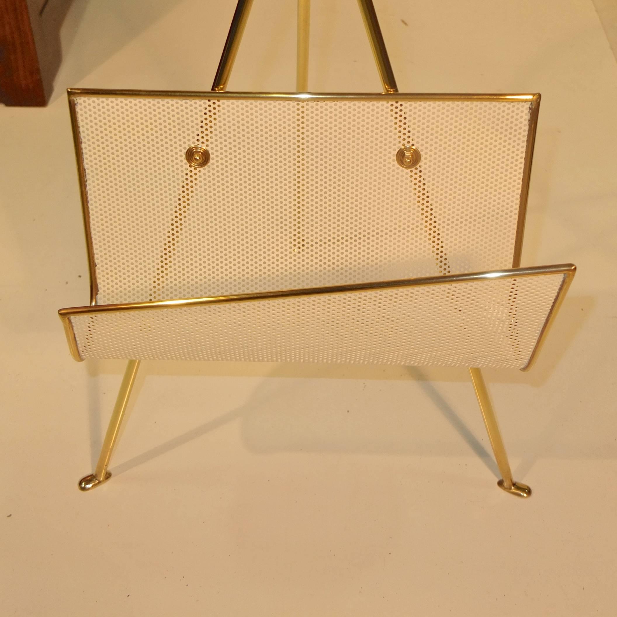 1950s Italian Tripod Table Magazine Holder Attributed to Cesare Lacca In Excellent Condition In Hanover, MA