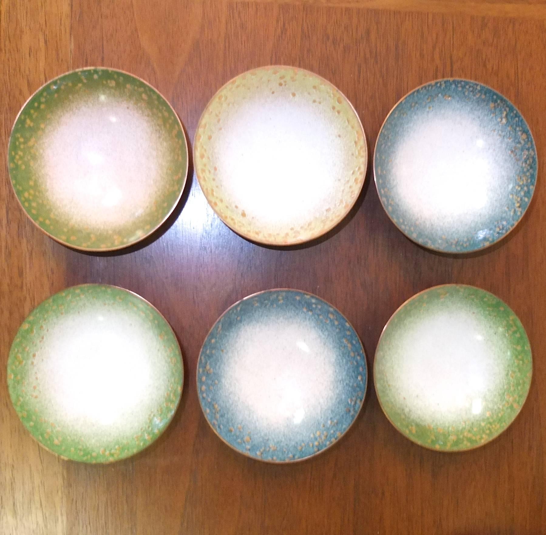 Set of Six Italian Enameled Copper Pin Dishes For Sale 3