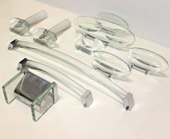 Max Ingrand pour Fontana Arte Ensemble d'accessoires de bain de dix pièces