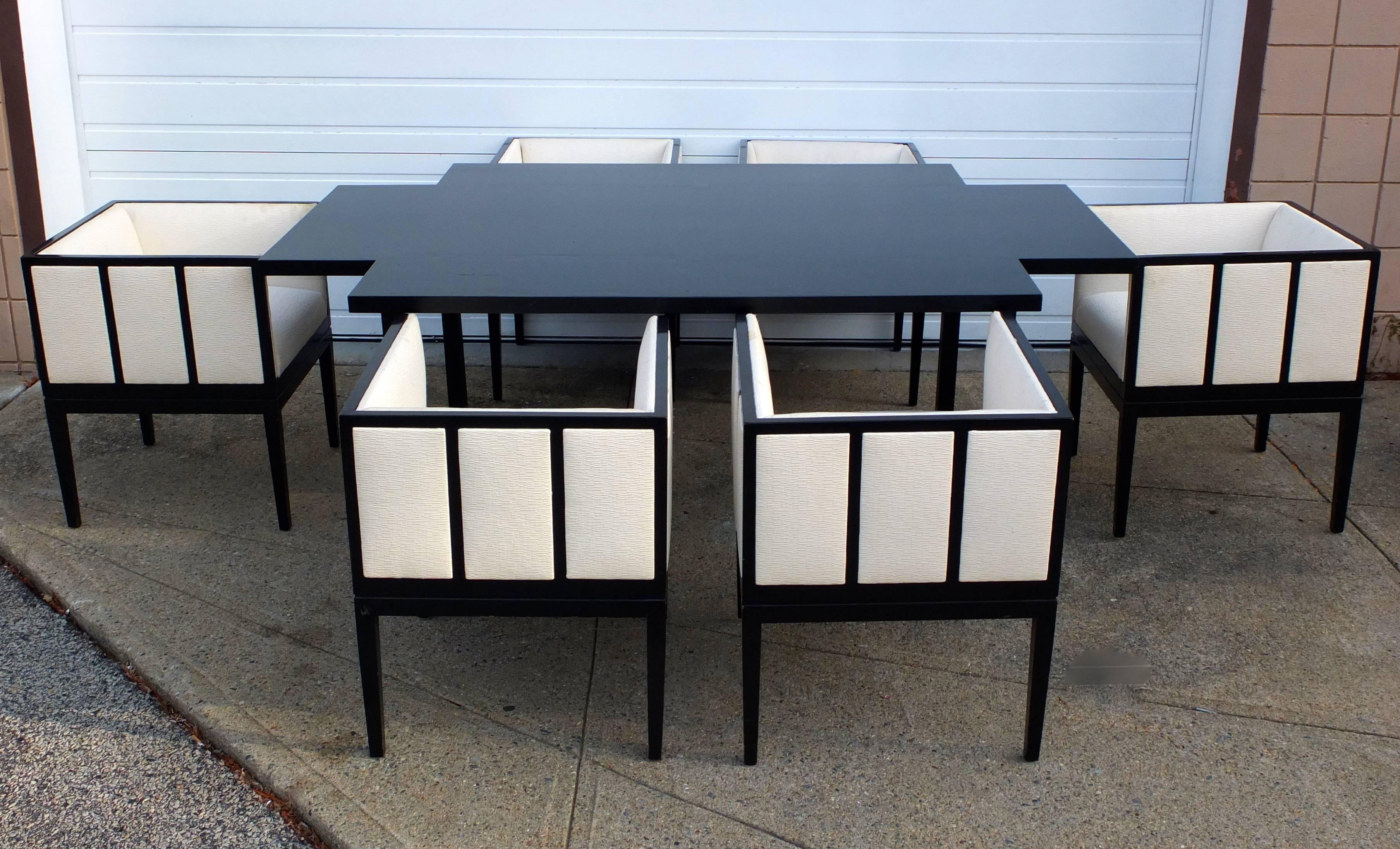Grid Form Dining Table Attributed to Ward Bennett for Brickel Associates In Excellent Condition In Hanover, MA