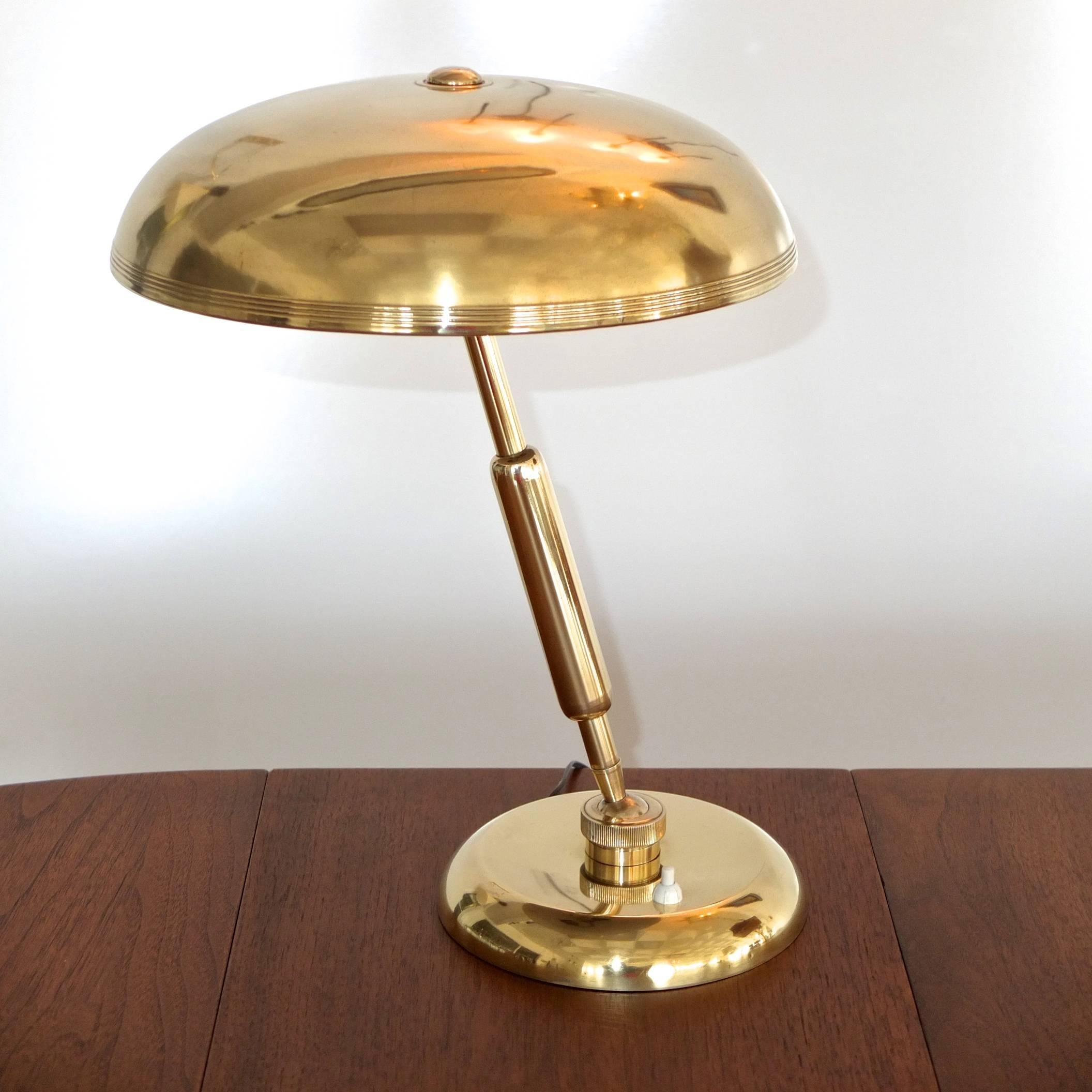 1940s, Italian Brass Articulating Ministerial Lamp In Excellent Condition In Hanover, MA