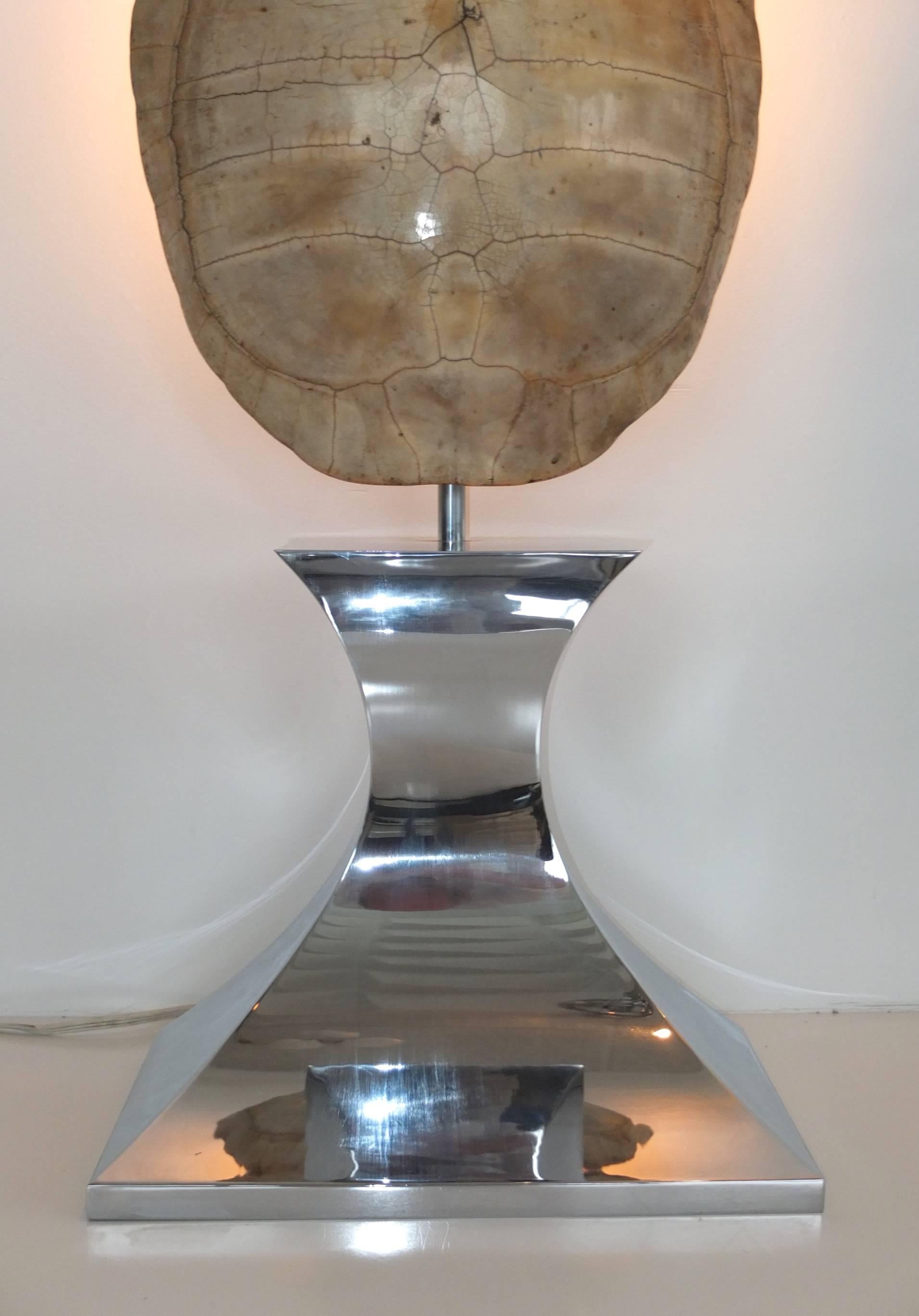 Exotic & Sculptural Floor Lamp with Tortoise Shell Reflector In Excellent Condition In Hanover, MA