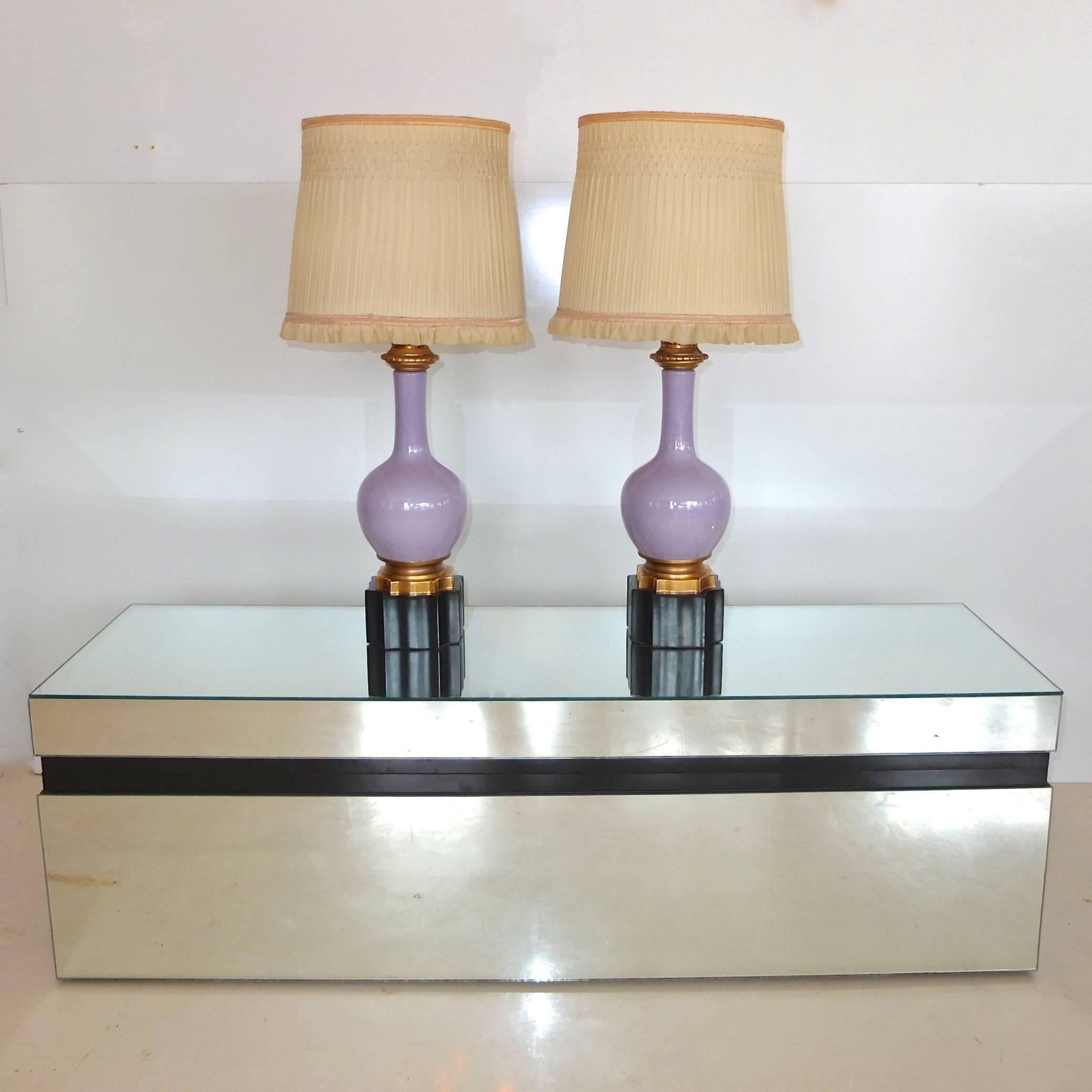 Pair of French Lilac and Gilt Porcelain Lamps 5