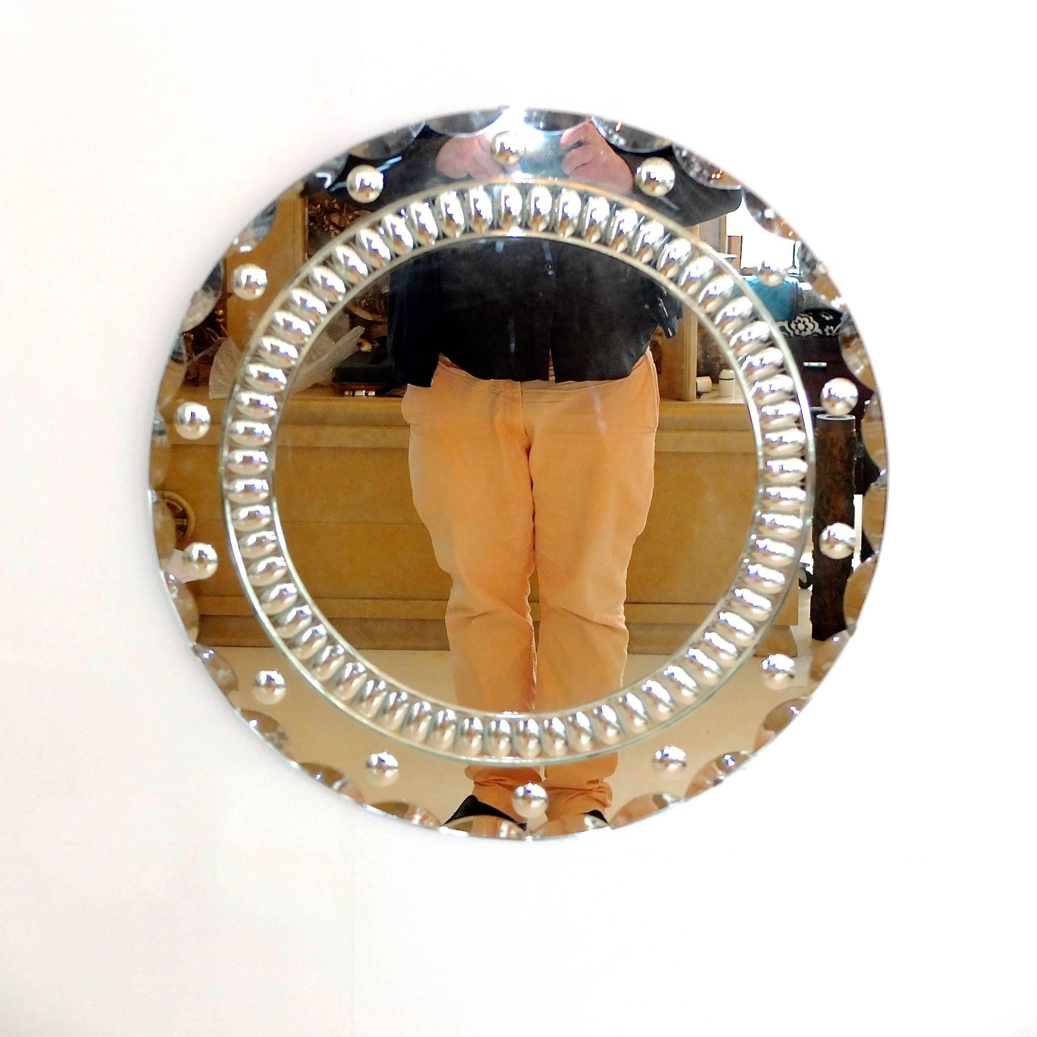 Mid-20th Century Art Deco Round Mirror with Optic Bullseye Motif