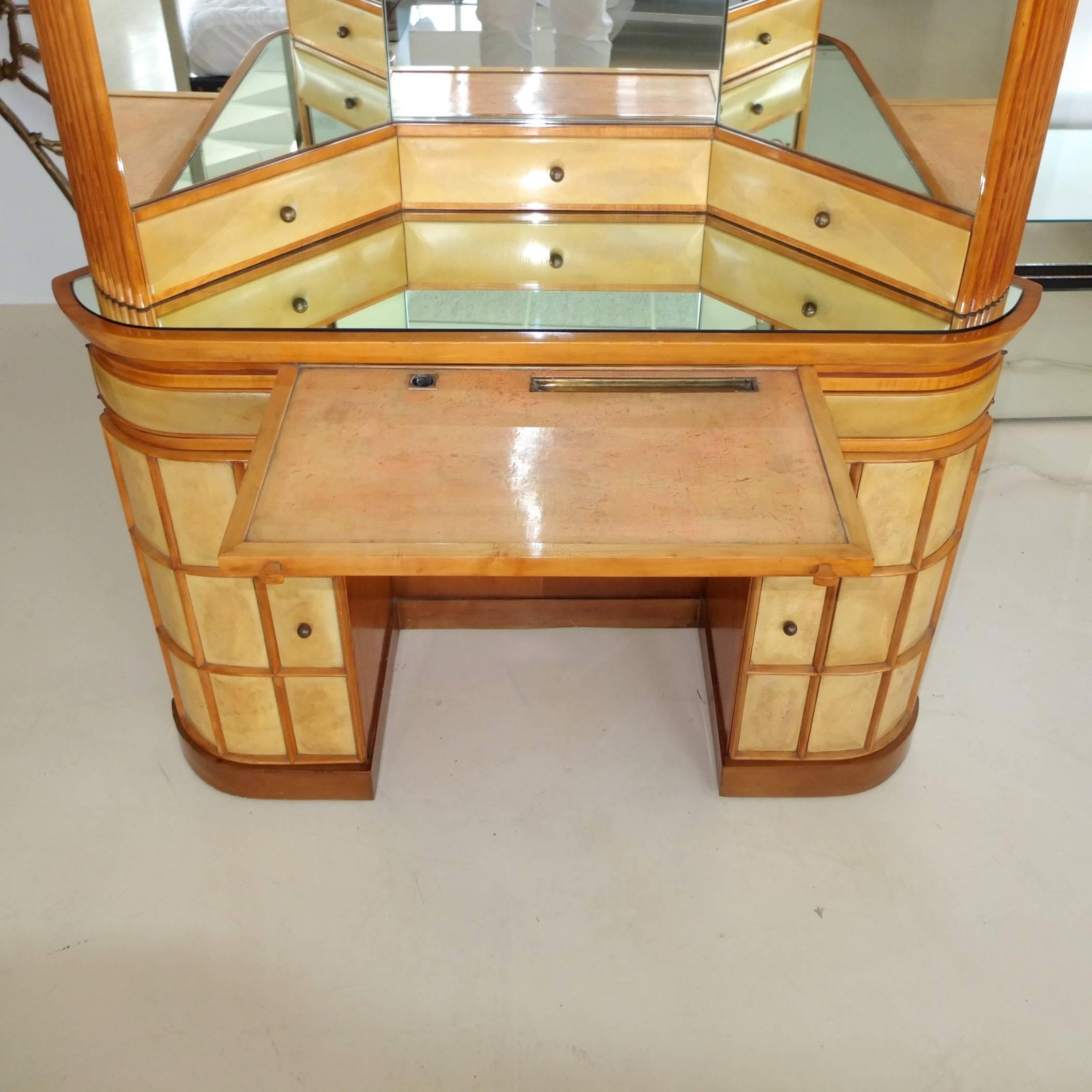 Italian Art Deco Secretary Vanity Dressing Table Attributed to Paolo Buffa In Good Condition For Sale In Hanover, MA