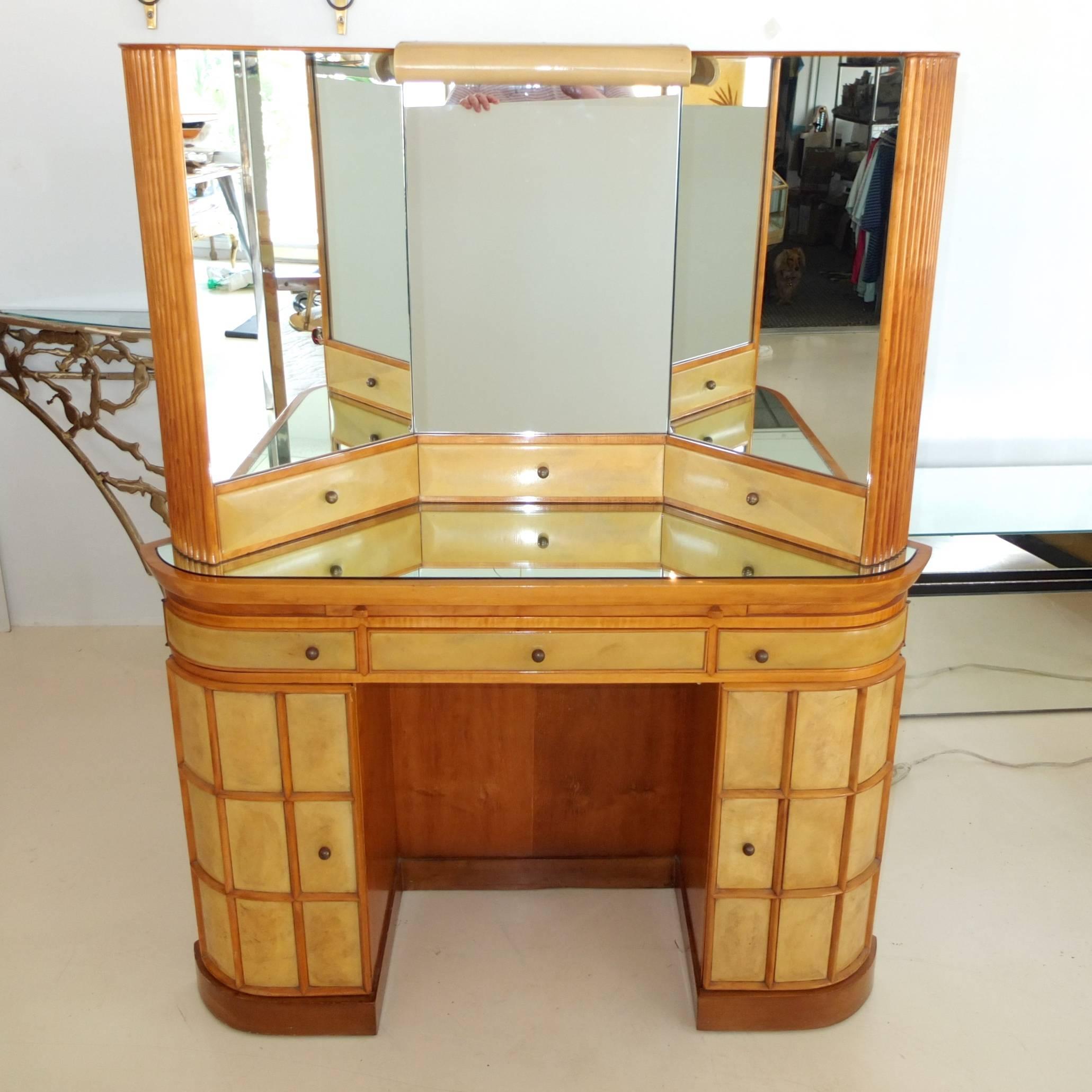 Italian Art Deco Secretary Vanity Dressing Table Attributed to Paolo Buffa For Sale 4