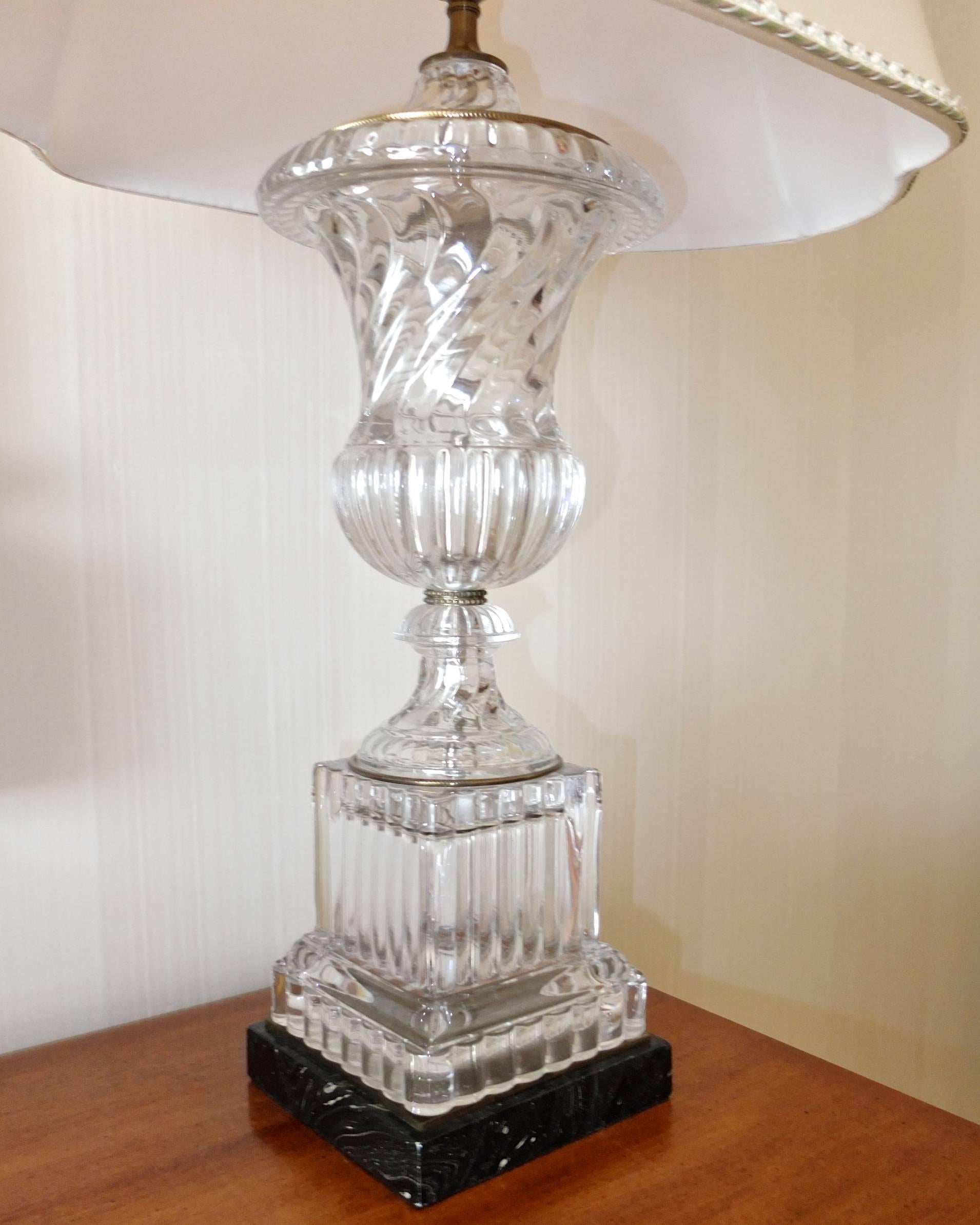 3 Vasen-Lampen aus wirbeltem Kristall im Baccarat-Stil von Paul Hanson im Angebot 7