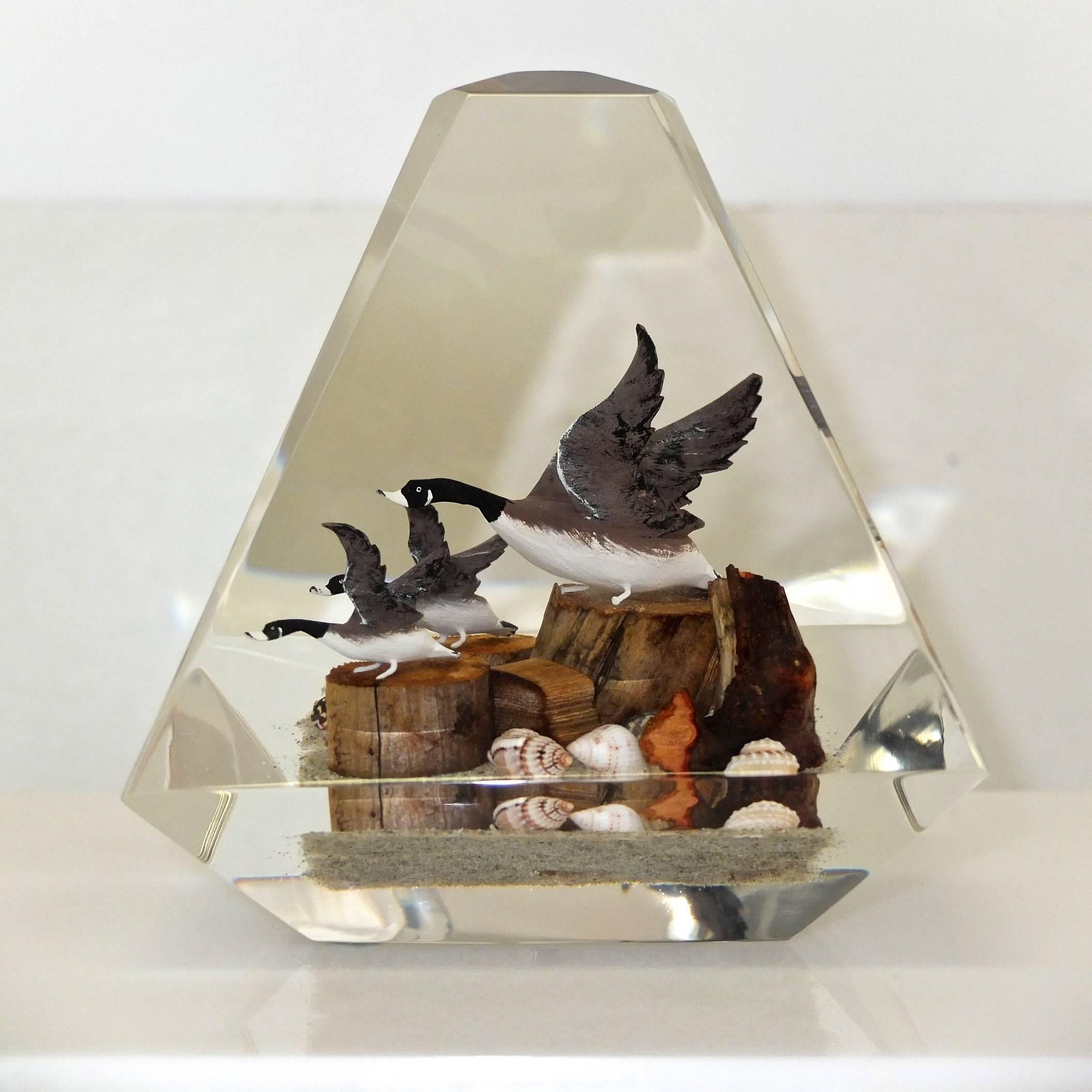 Wild Geese in Lucite Obelisk after Alessandro Albrizzi For Sale 1