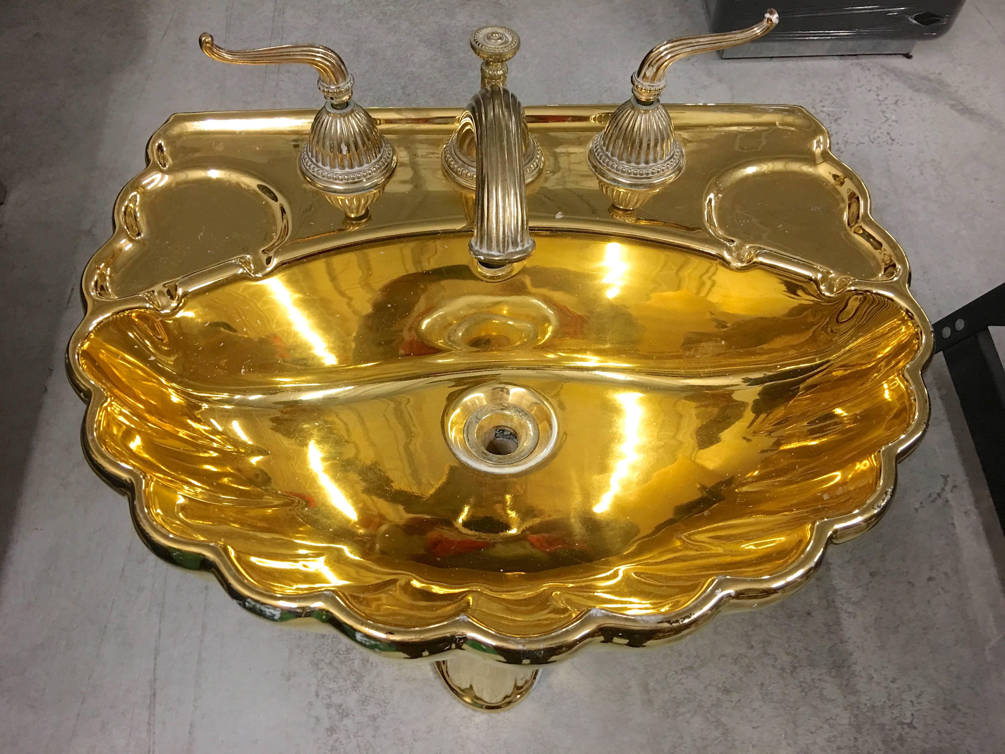 gold pedestal sink