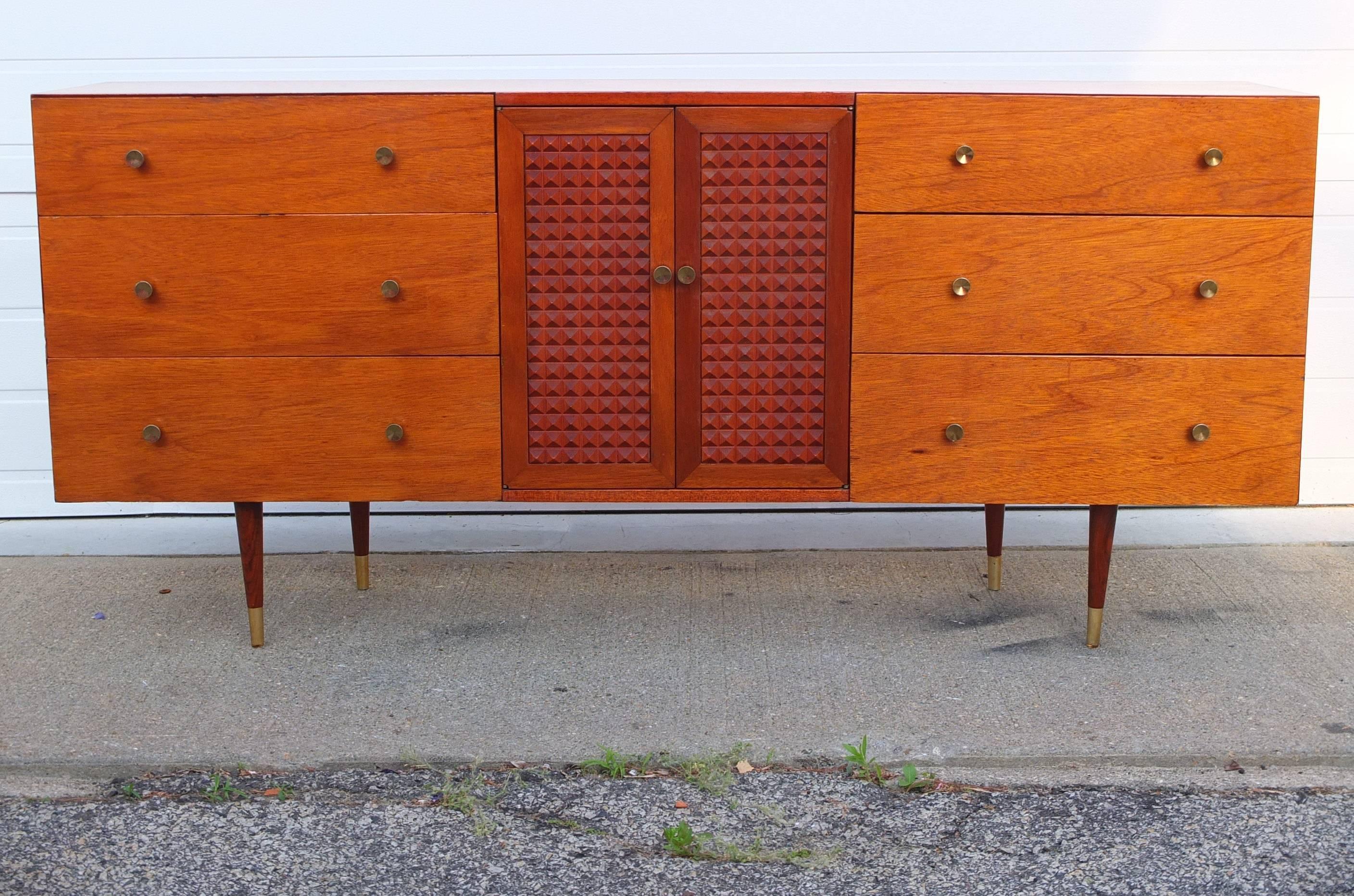 Mid-Century Modern Chest of Drawers 3