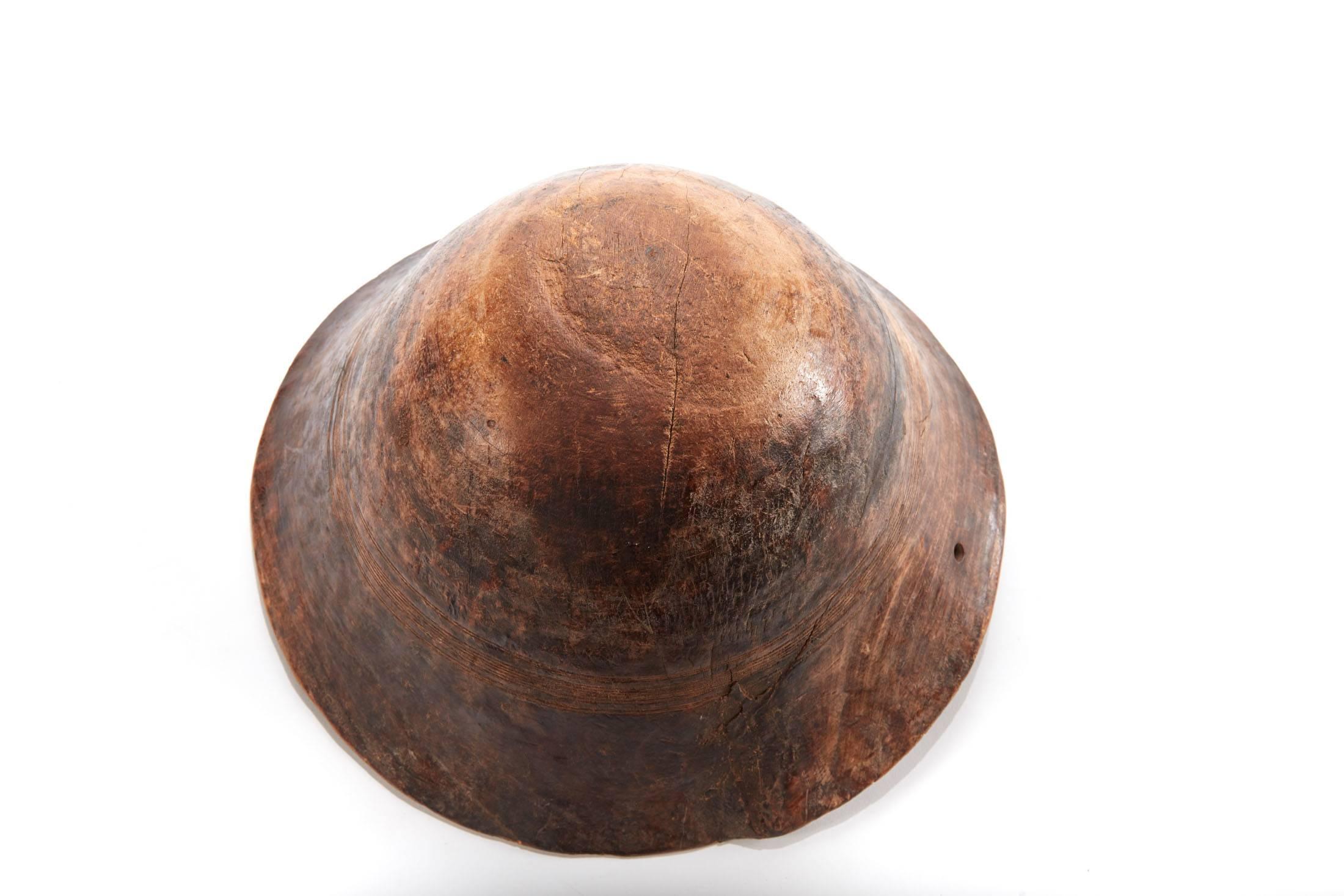 Early 20th Century African Wooden Grain Bowl from Mali In Good Condition In Chicago, IL