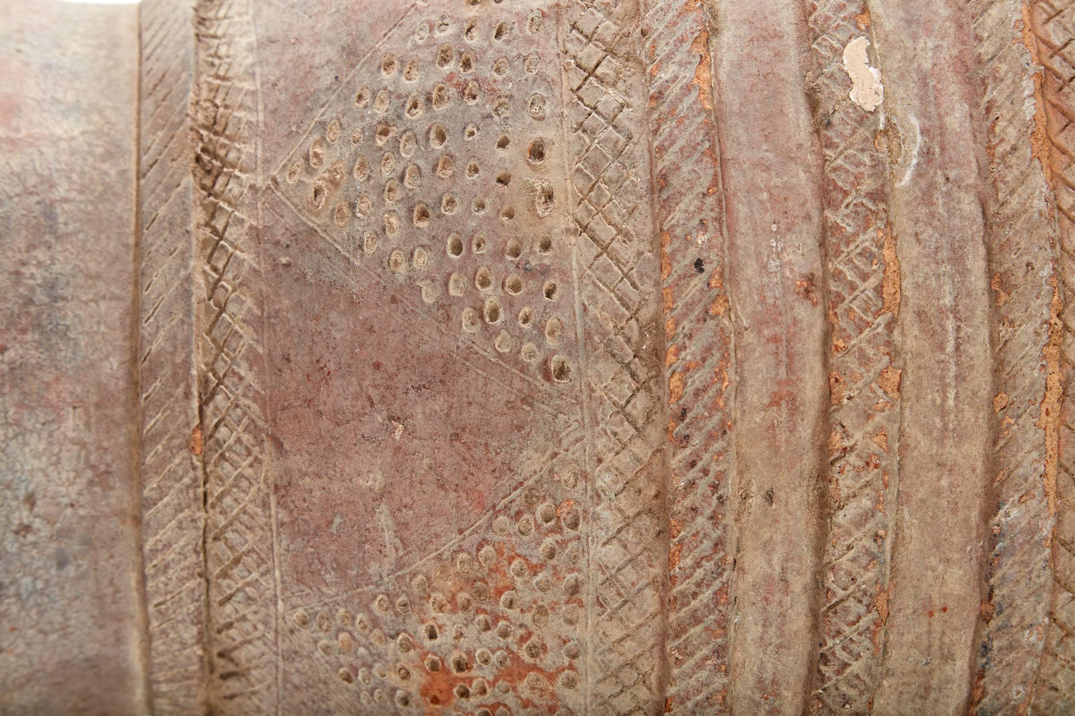 20ième siècle Vase en terre africaine du 20e siècle en vente